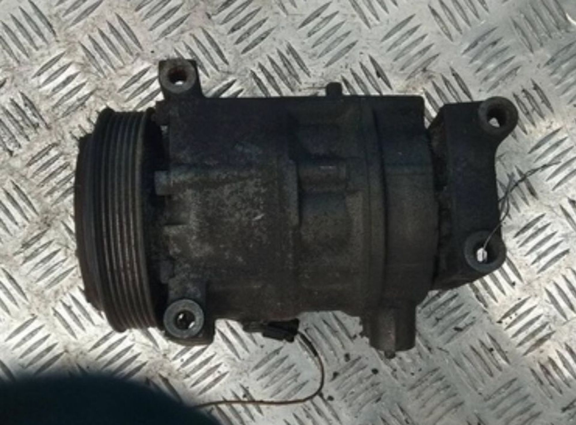 https://gcs.partsauto.market/rn-stockpro.appspot.com/thmbs/userImages/42676cfaa44ce93c48acd0e70a5d7267/part/e528898f-a11b-4f22-a8eb-487ad07edab8_1732713814334.jpg