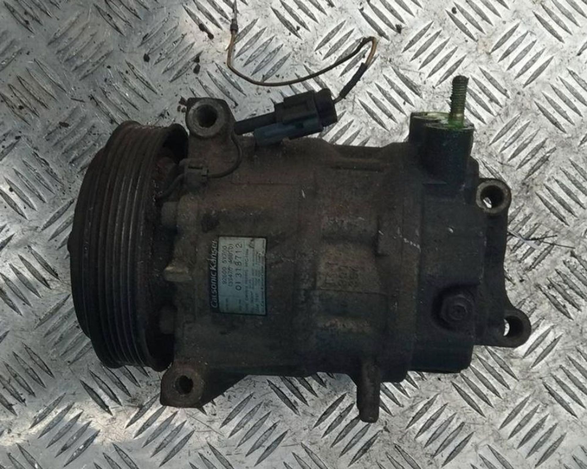 https://gcs.partsauto.market/rn-stockpro.appspot.com/thmbs/userImages/42676cfaa44ce93c48acd0e70a5d7267/part/e9406902-a254-4856-b4f8-01a179fa4428_1732713811167.jpg
