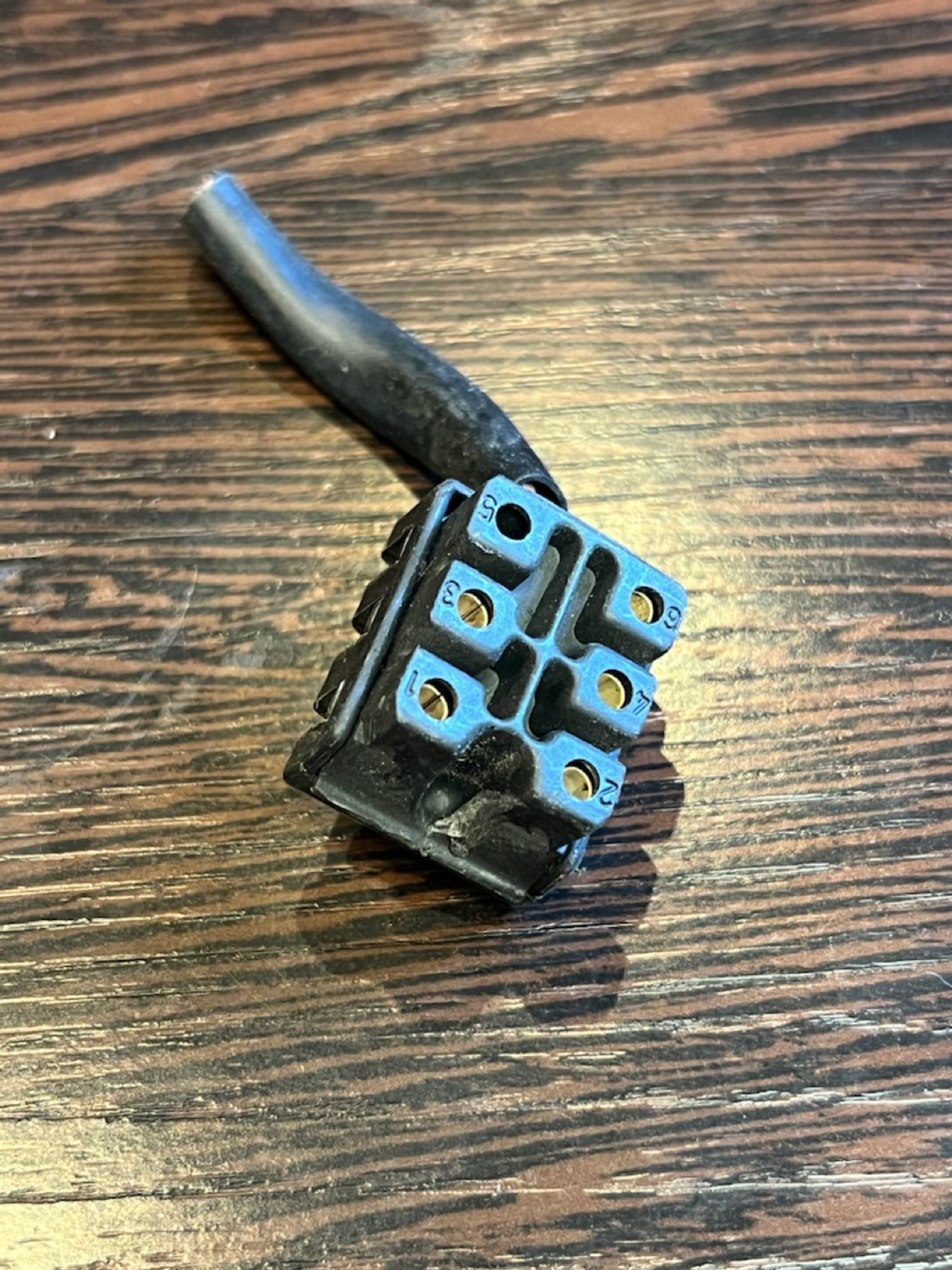Разъем колодка Mercedes A0155459628