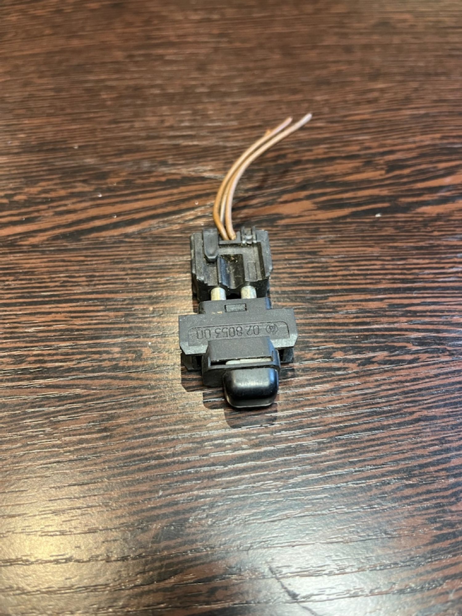 Кнопка блокировки стекол Mercedes W124 A1248204910