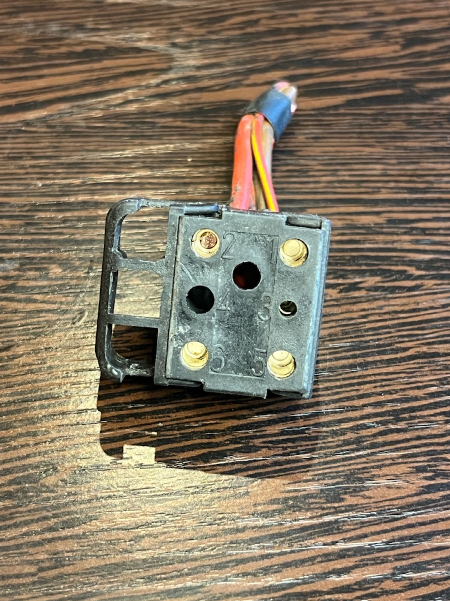 Разъем колодка Mercedes W124 A0155453028