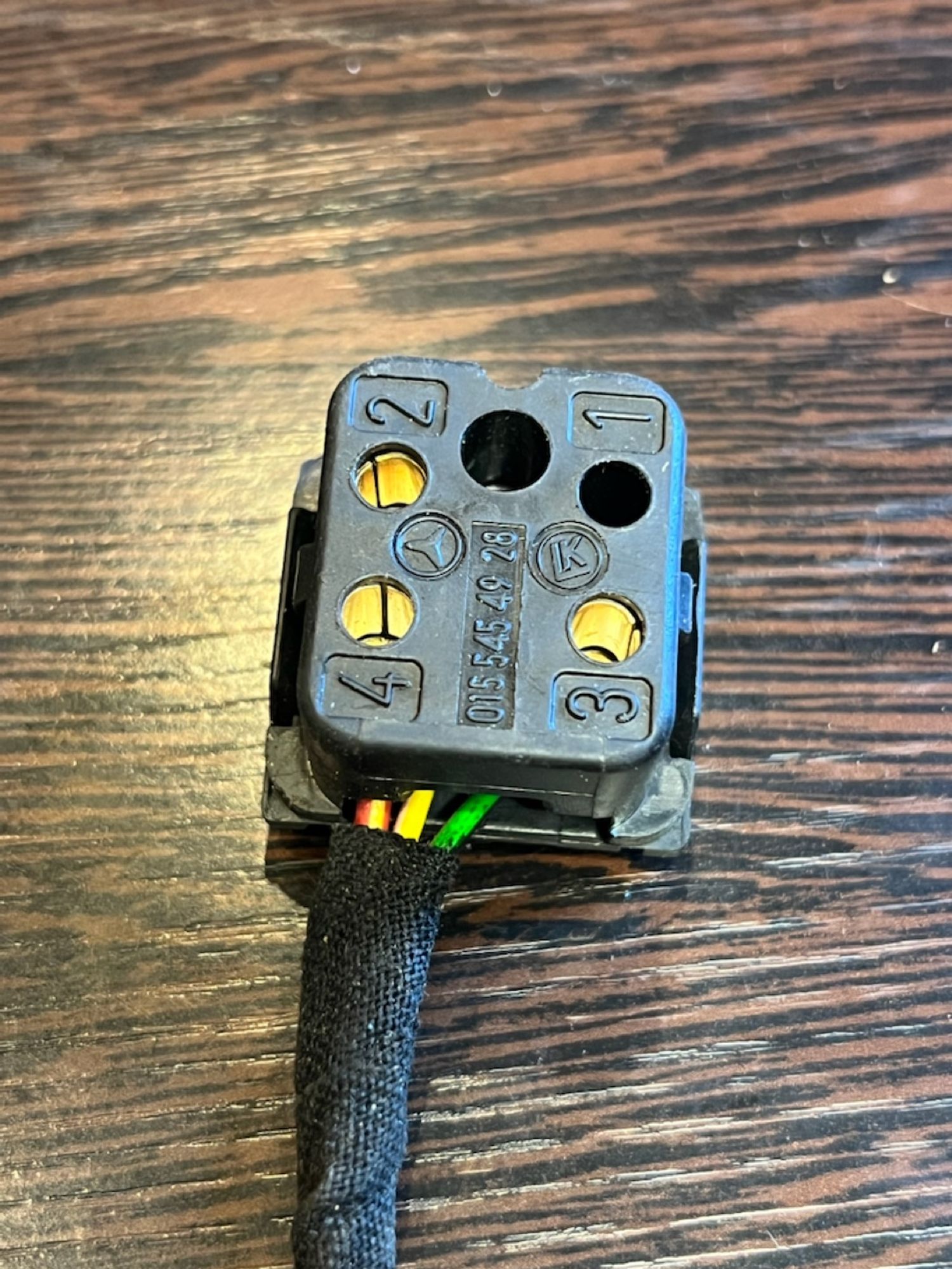 Разъем колодка Mercedes A0155454928