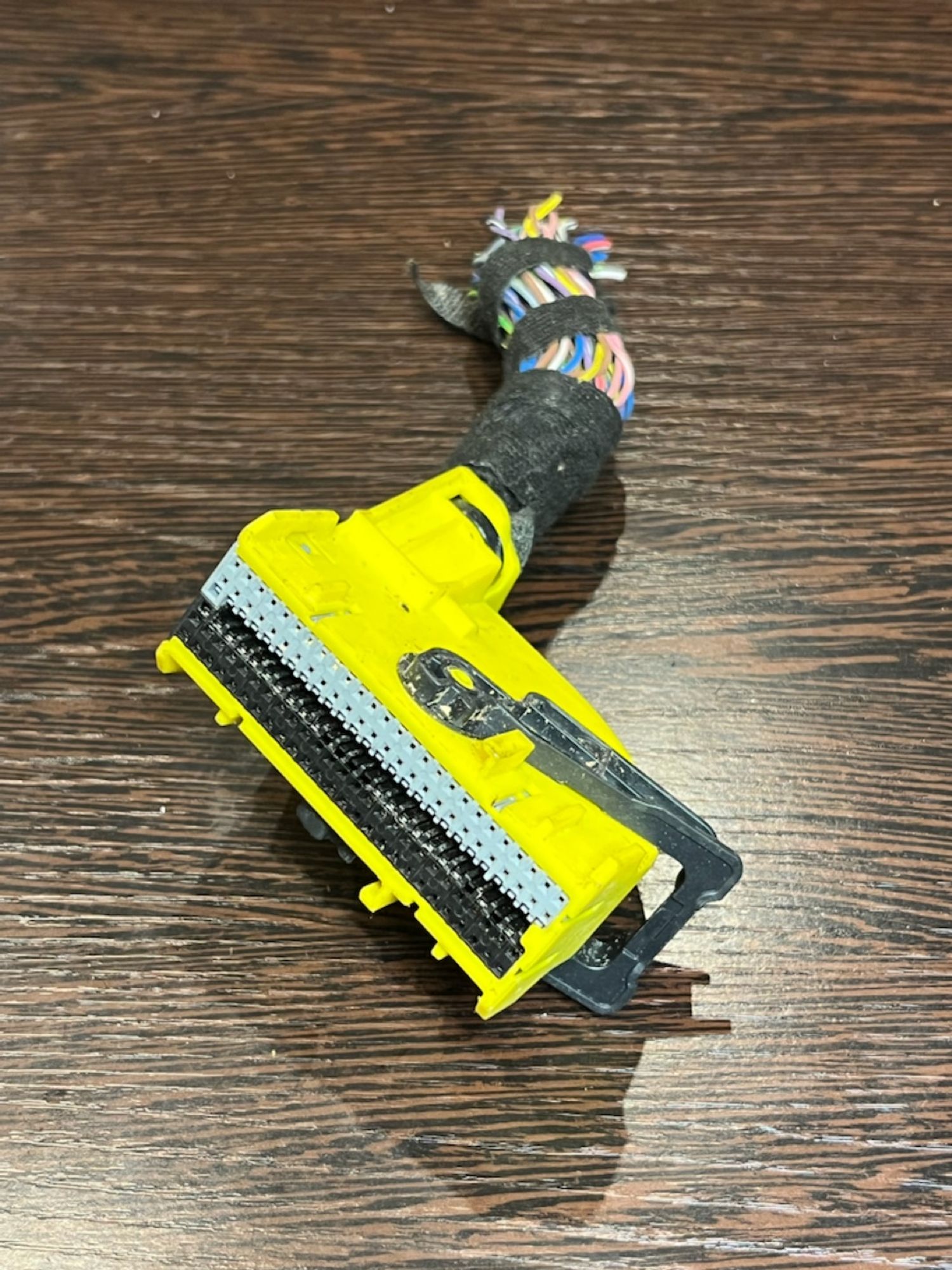 Разъем штекер Mercedes A0325452726