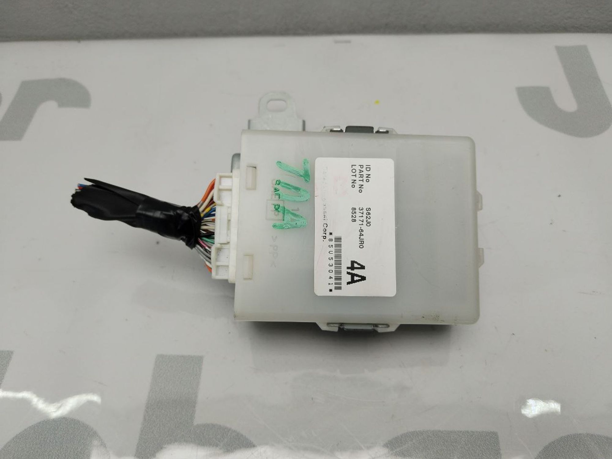 https://gcs.partsauto.market/rn-stockpro.appspot.com/thmbs/userImages/460affca7e262fb69827ba67fcf5b6c0/part/45b4674e-d04b-4b3b-ae5e-e2628795b35c_1744455198544.jpg
