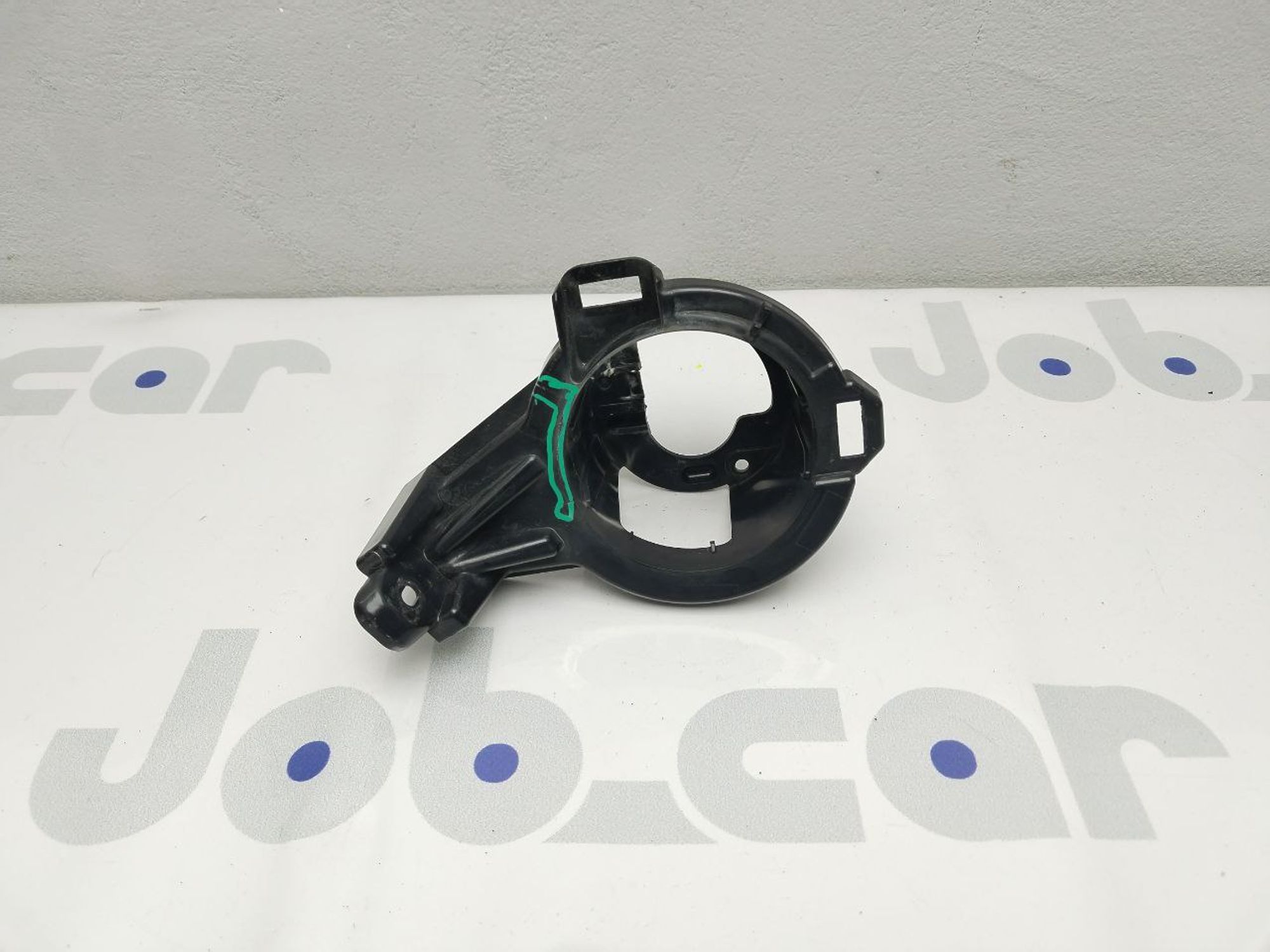 Кронштейн противотуманной фары передний правый Nissan Juke YF15, HR15DE, 2011