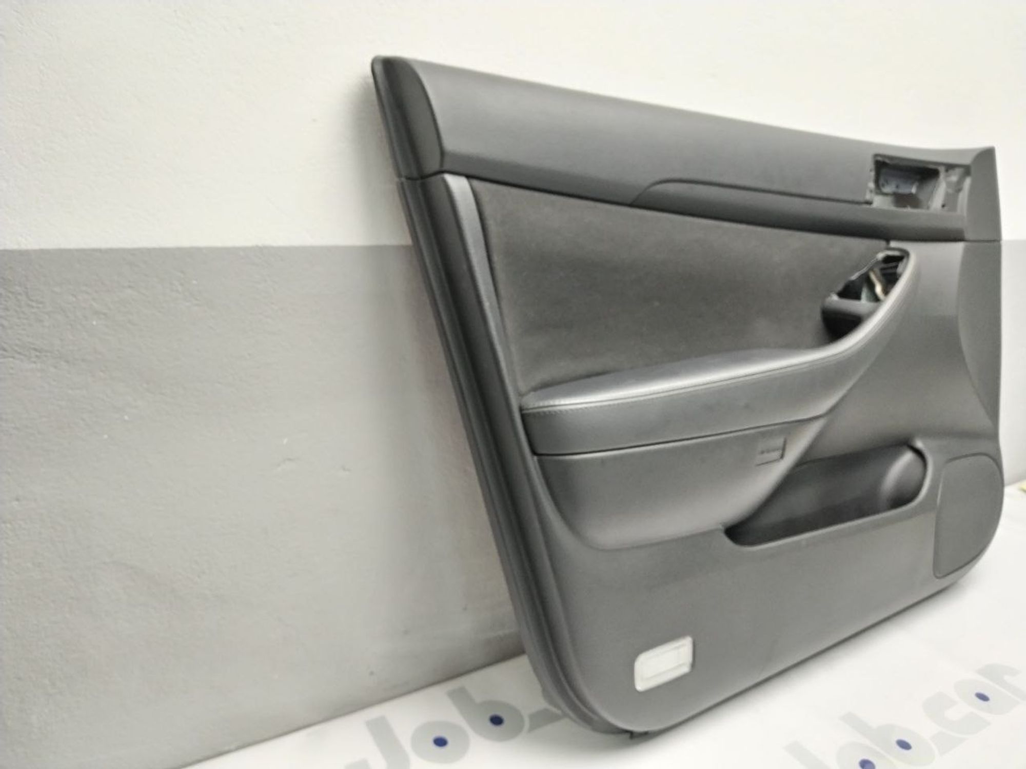 https://gcs.partsauto.market/rn-stockpro.appspot.com/thmbs/userImages/460affca7e262fb69827ba67fcf5b6c0/part/541f5b60-67a3-4eba-a112-a93818615259_1746951885580.jpg