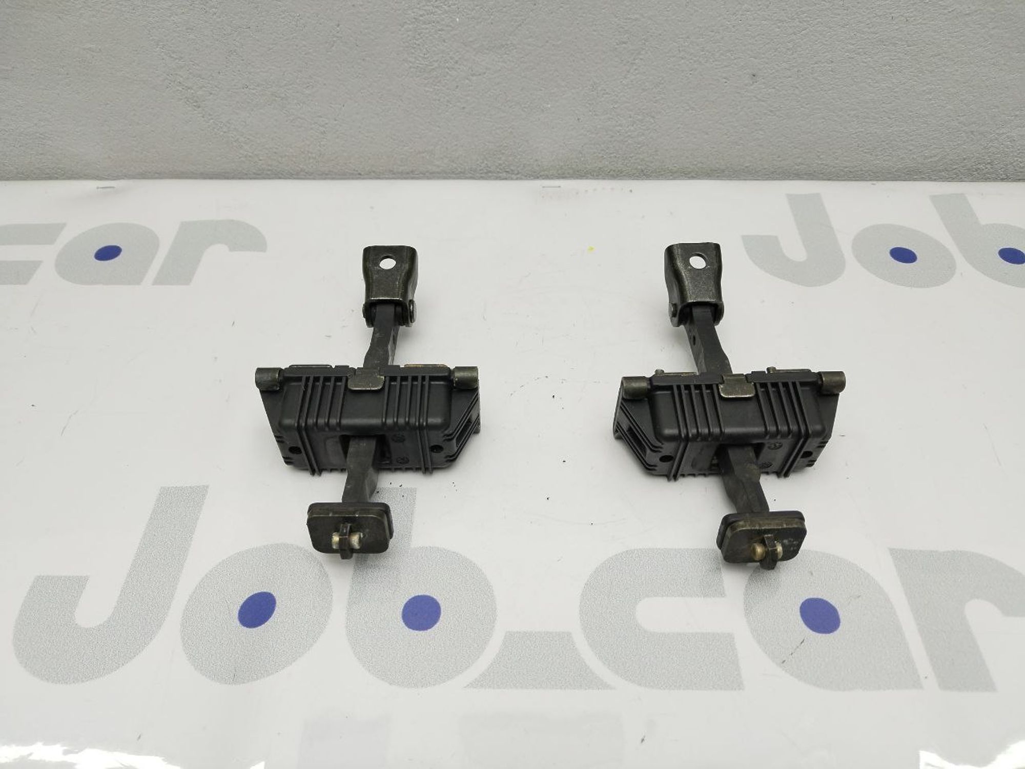 https://gcs.partsauto.market/rn-stockpro.appspot.com/thmbs/userImages/460affca7e262fb69827ba67fcf5b6c0/part/a2615f00-e66a-4727-bb9e-0b1b29947478_1746963972689.jpg