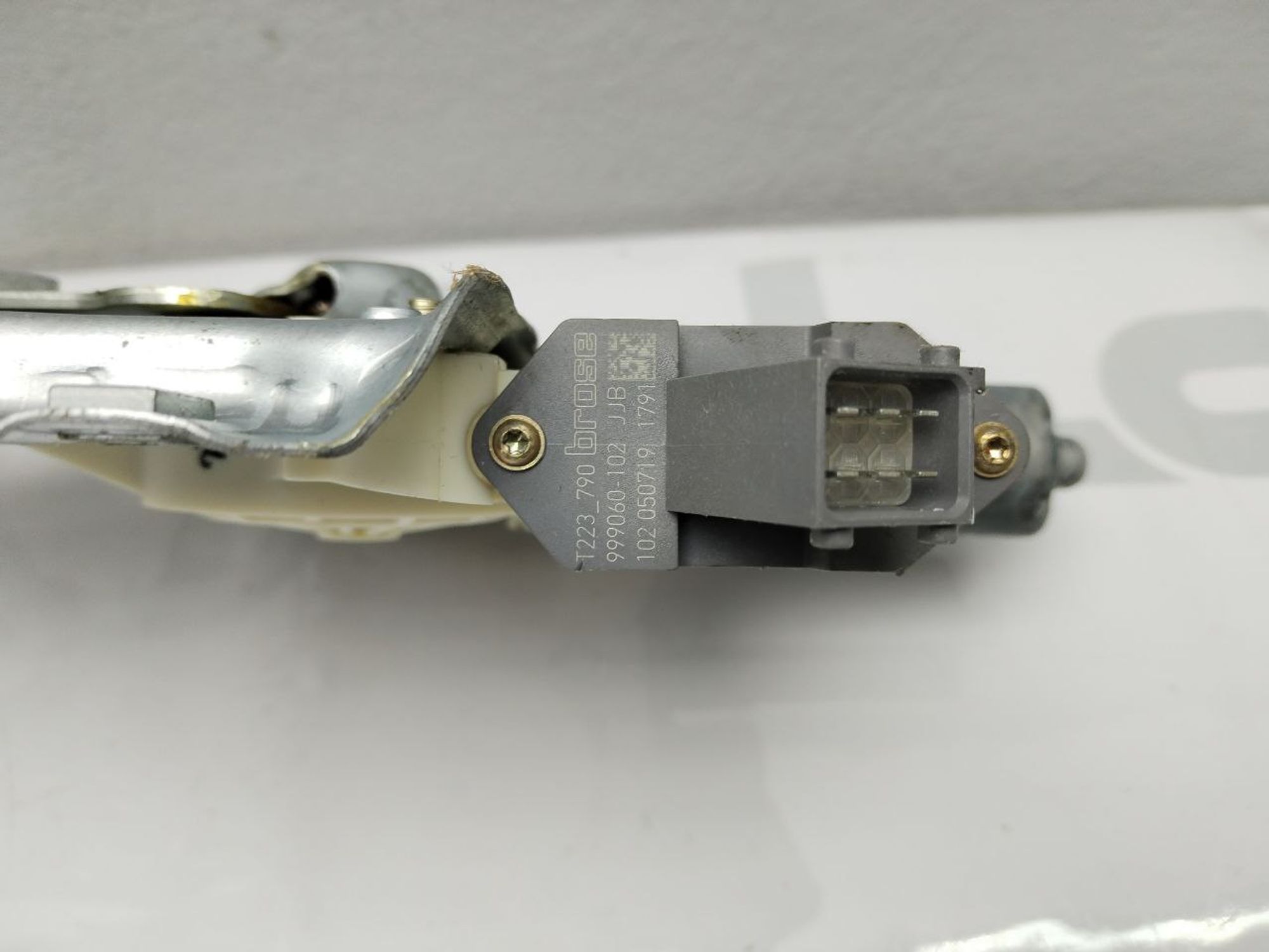 https://gcs.partsauto.market/rn-stockpro.appspot.com/thmbs/userImages/460affca7e262fb69827ba67fcf5b6c0/part/d18e2f0b-ec4d-4bb0-bc59-b6e5555e8be2_1746959670026.jpg