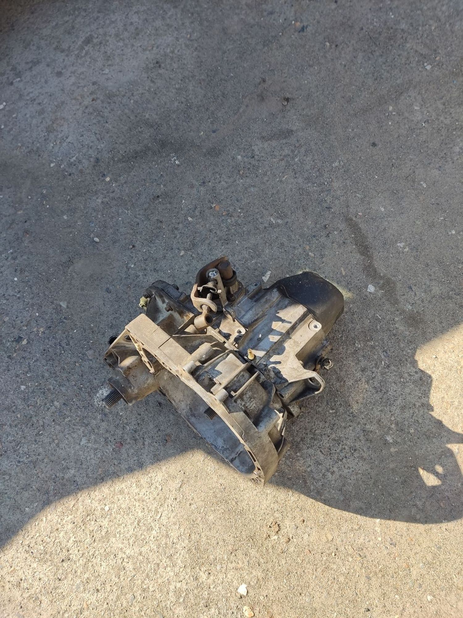 https://gcs.partsauto.market/rn-stockpro.appspot.com/thmbs/userImages/49e705ea797ec95b4b5fe9cd50994820/part/b16e2281-a4d3-448d-902c-b61a569a0ff4_1747402358404.jpg