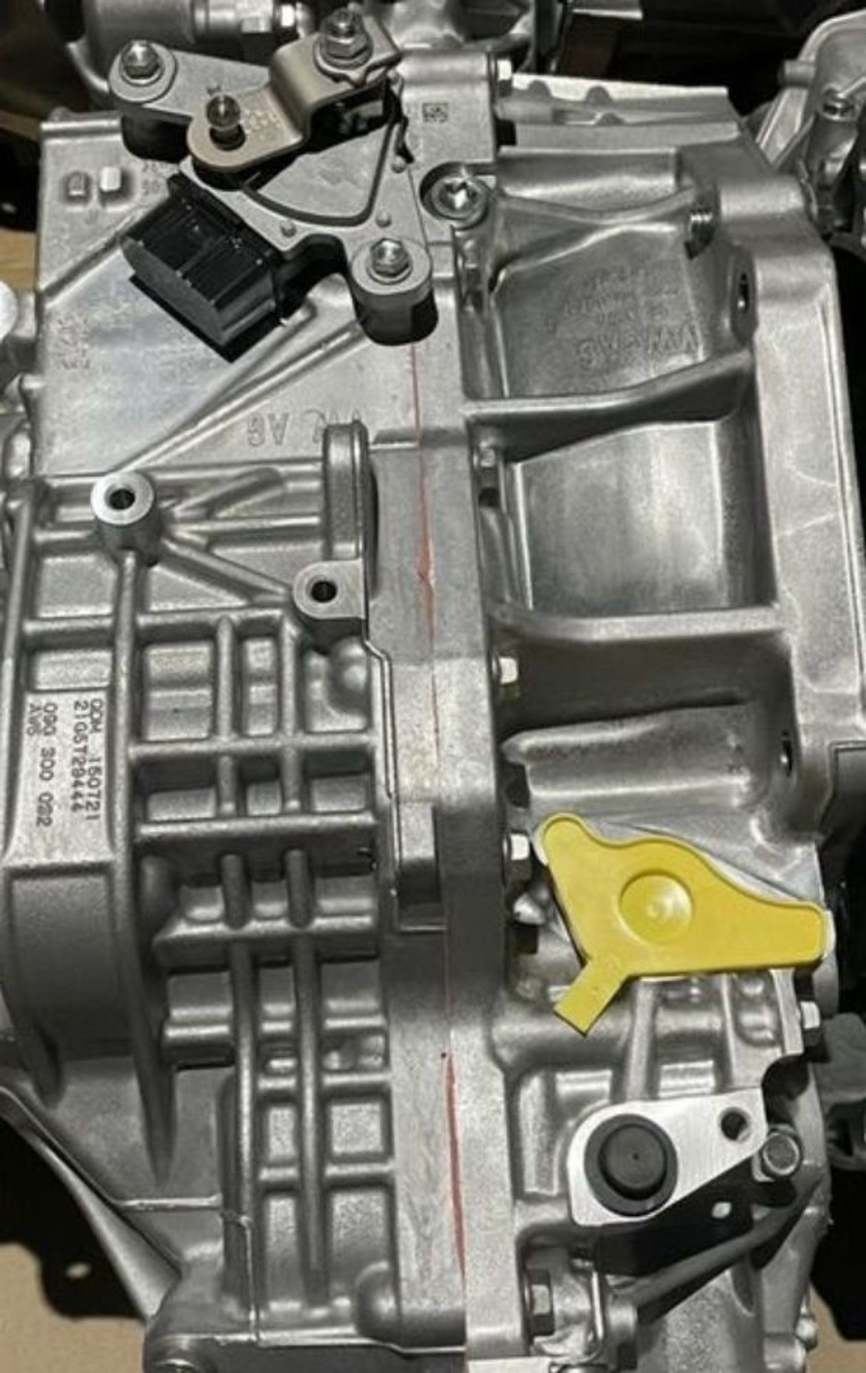 https://gcs.partsauto.market/rn-stockpro.appspot.com/thmbs/userImages/49e705ea797ec95b4b5fe9cd50994820/part/ed42323a-f90e-4e52-871a-89cf2664da62_1741950072171.jpg