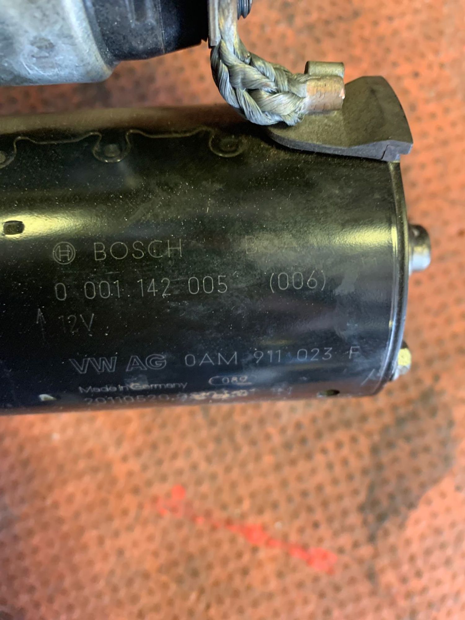 https://gcs.partsauto.market/rn-stockpro.appspot.com/thmbs/userImages/4bc412e58a1c6cab6d9447373f981aa7/part/0ae52e26-ad9f-42e7-acdf-27741db6c73e_1747727430735.jpg