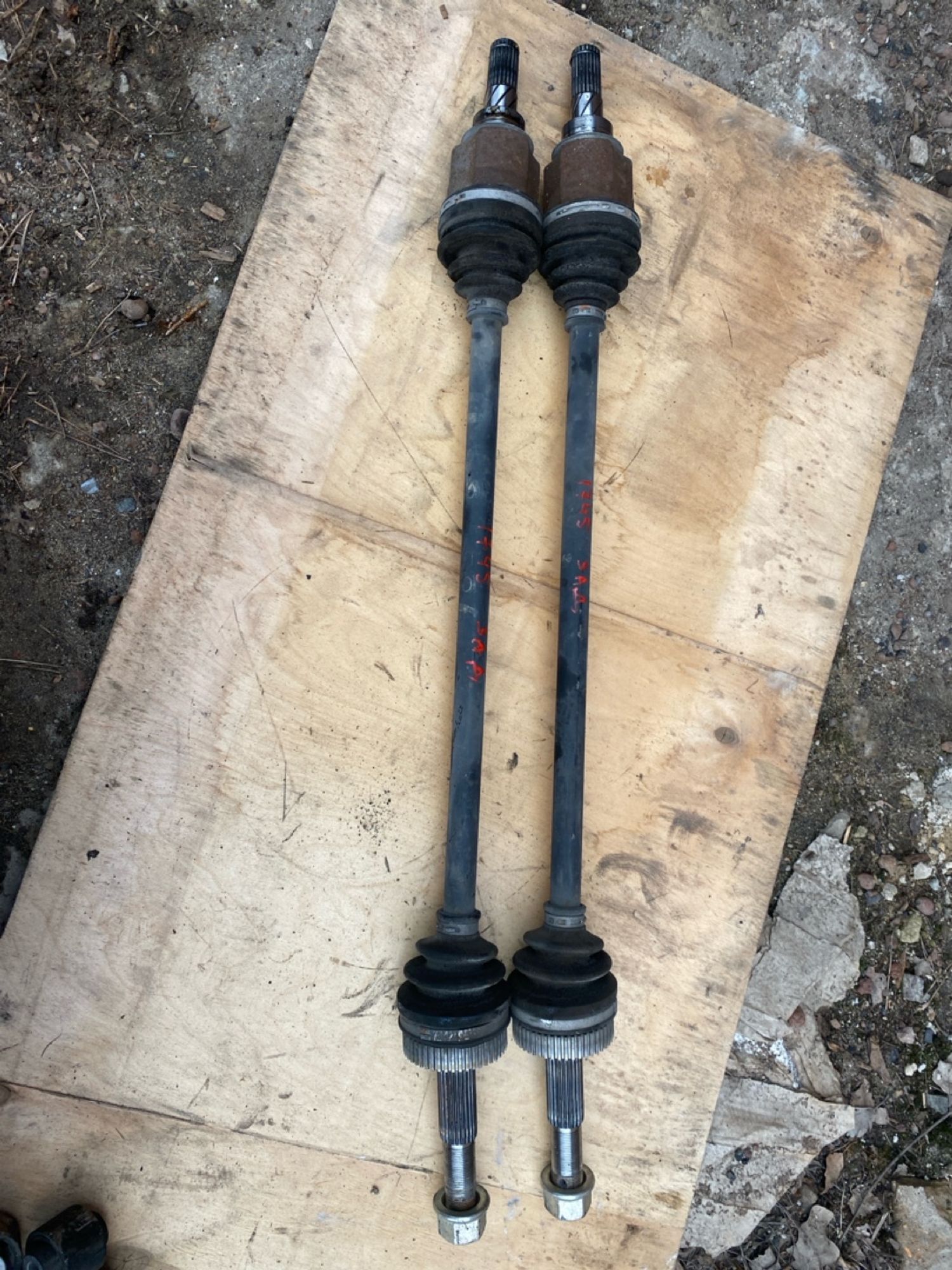 https://gcs.partsauto.market/rn-stockpro.appspot.com/thmbs/userImages/4bc412e58a1c6cab6d9447373f981aa7/part/10f9c411-da4e-4ace-8834-38af46b2c883_1742399566923.jpg