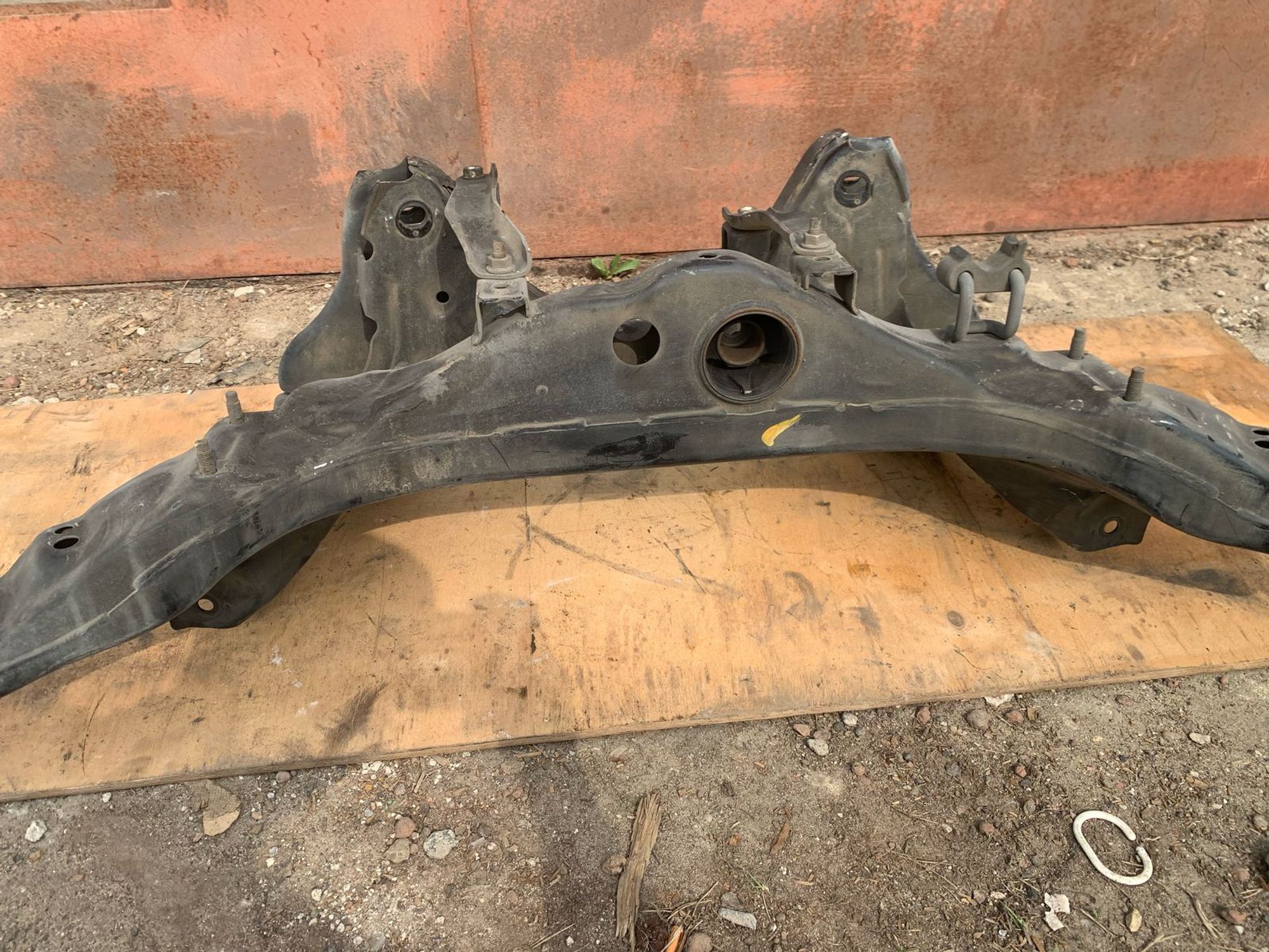 https://gcs.partsauto.market/rn-stockpro.appspot.com/thmbs/userImages/4bc412e58a1c6cab6d9447373f981aa7/part/16ef3d2c-fcd2-4385-9fc7-49ad630a64d6_1745411590352.jpg