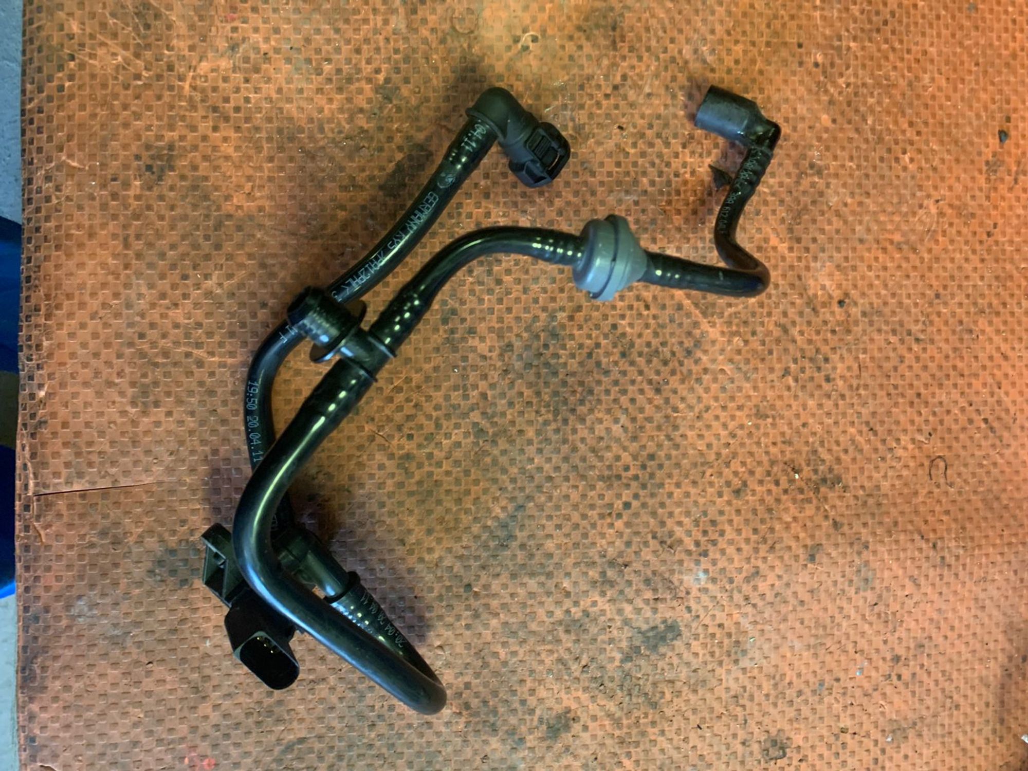 https://gcs.partsauto.market/rn-stockpro.appspot.com/thmbs/userImages/4bc412e58a1c6cab6d9447373f981aa7/part/194a3a06-4033-46de-bdb4-28978543b1bb_1747727498013.jpg