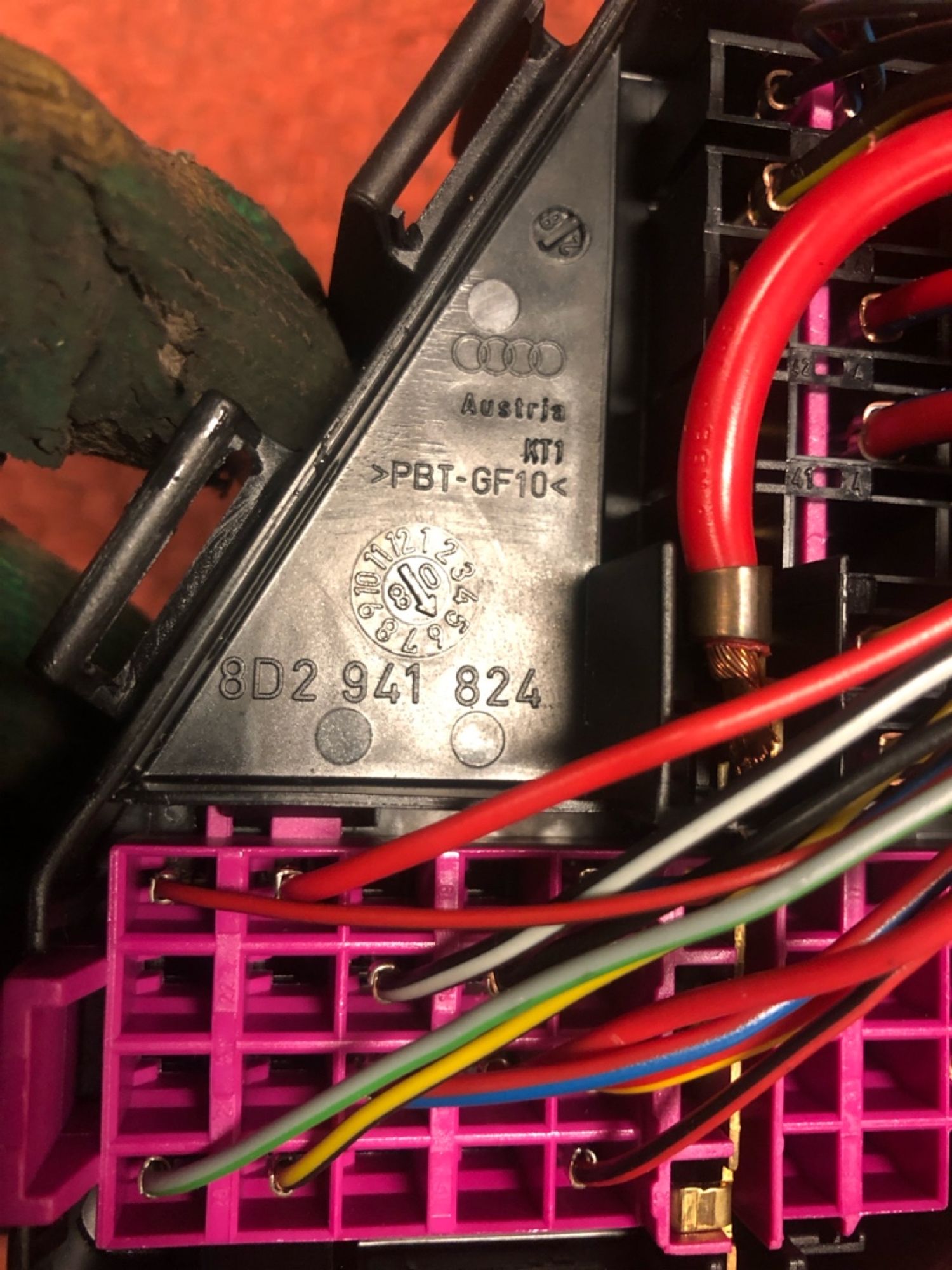 https://gcs.partsauto.market/rn-stockpro.appspot.com/thmbs/userImages/4bc412e58a1c6cab6d9447373f981aa7/part/2078143f-3e1b-43b2-9254-280b67bb605a_1740681857027.jpg