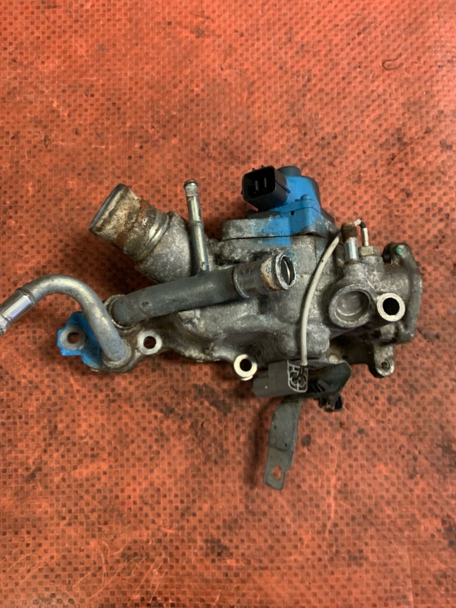 https://gcs.partsauto.market/rn-stockpro.appspot.com/thmbs/userImages/4bc412e58a1c6cab6d9447373f981aa7/part/219aba22-4733-4c4b-8eab-24ab5fe2ab86_1747656666141.jpg