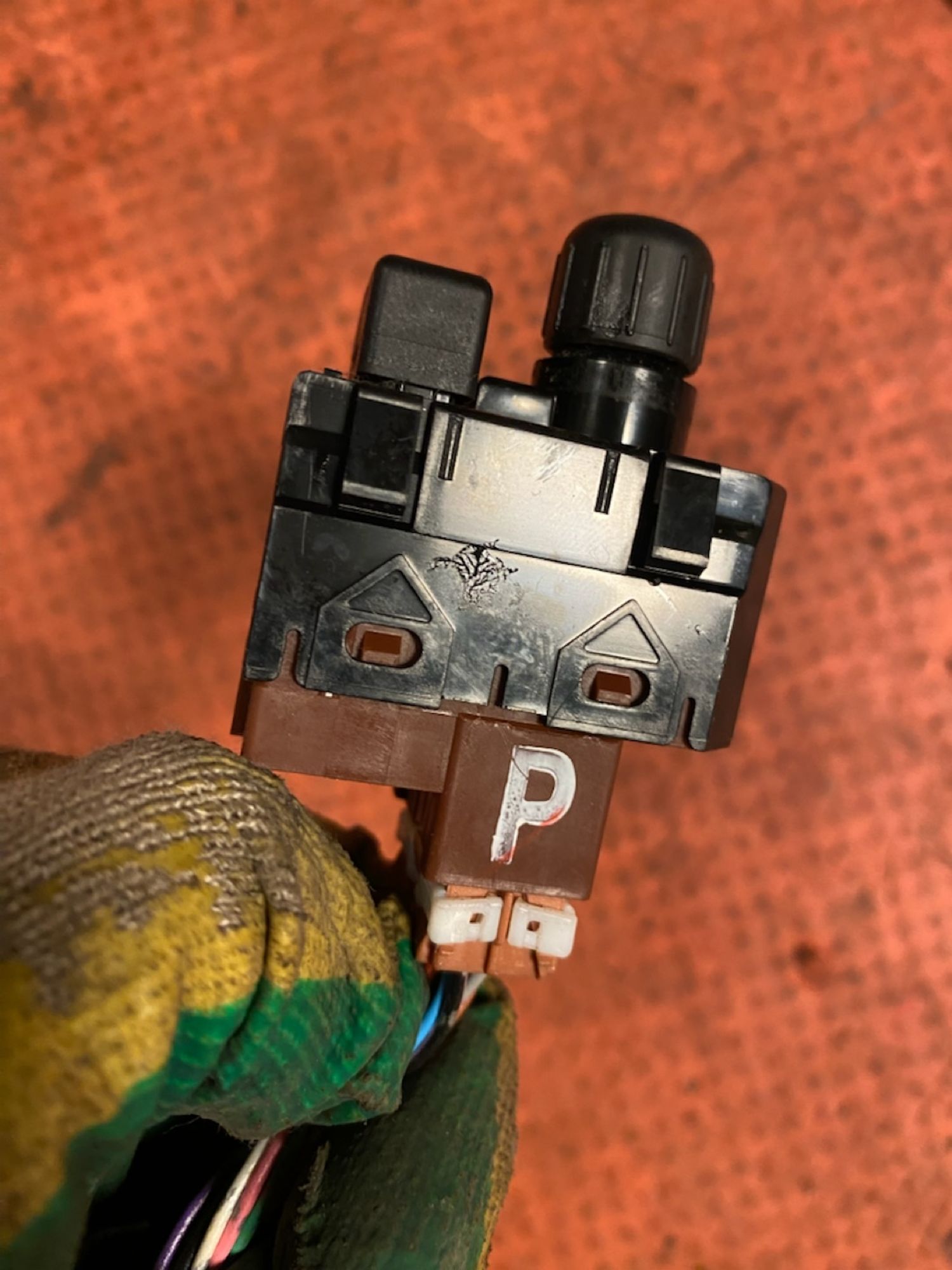 https://gcs.partsauto.market/rn-stockpro.appspot.com/thmbs/userImages/4bc412e58a1c6cab6d9447373f981aa7/part/30bf10a0-6ff6-494e-9e98-dd06b02fd43c_1745506356949.jpg