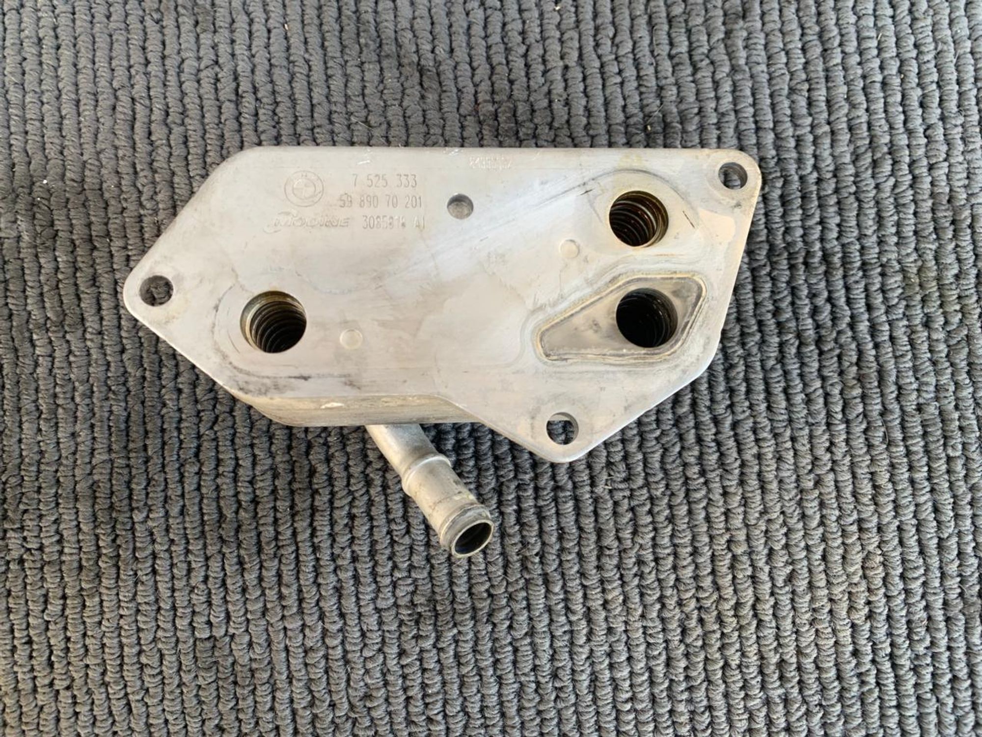 https://gcs.partsauto.market/rn-stockpro.appspot.com/thmbs/userImages/4bc412e58a1c6cab6d9447373f981aa7/part/338e3faa-4fe7-4bd8-ae7c-7e3067dab3a4_1748592213467.jpg