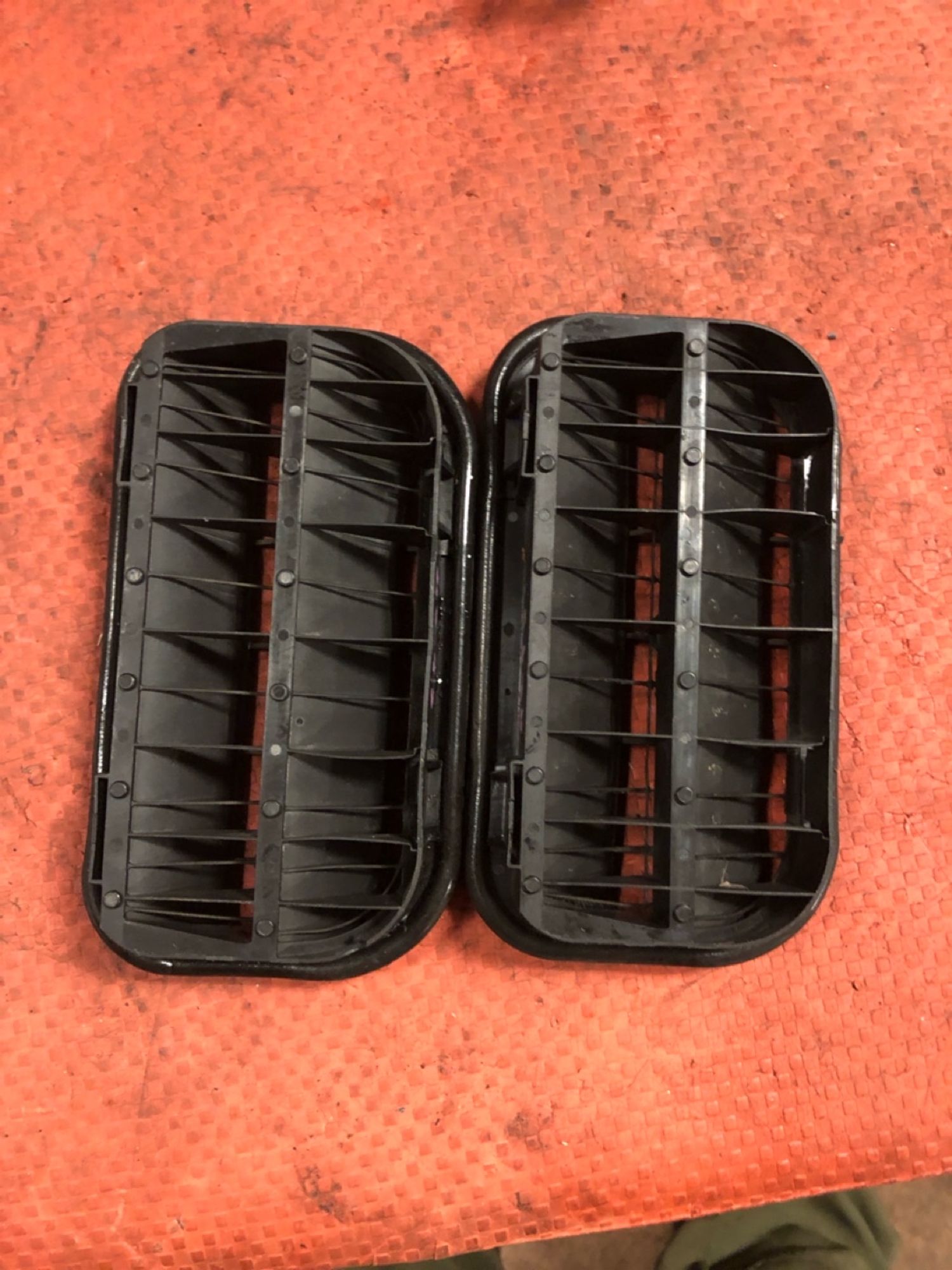 https://gcs.partsauto.market/rn-stockpro.appspot.com/thmbs/userImages/4bc412e58a1c6cab6d9447373f981aa7/part/355d93c6-d3ab-43b6-bf8a-40085bc79b55_1745490118965.jpg