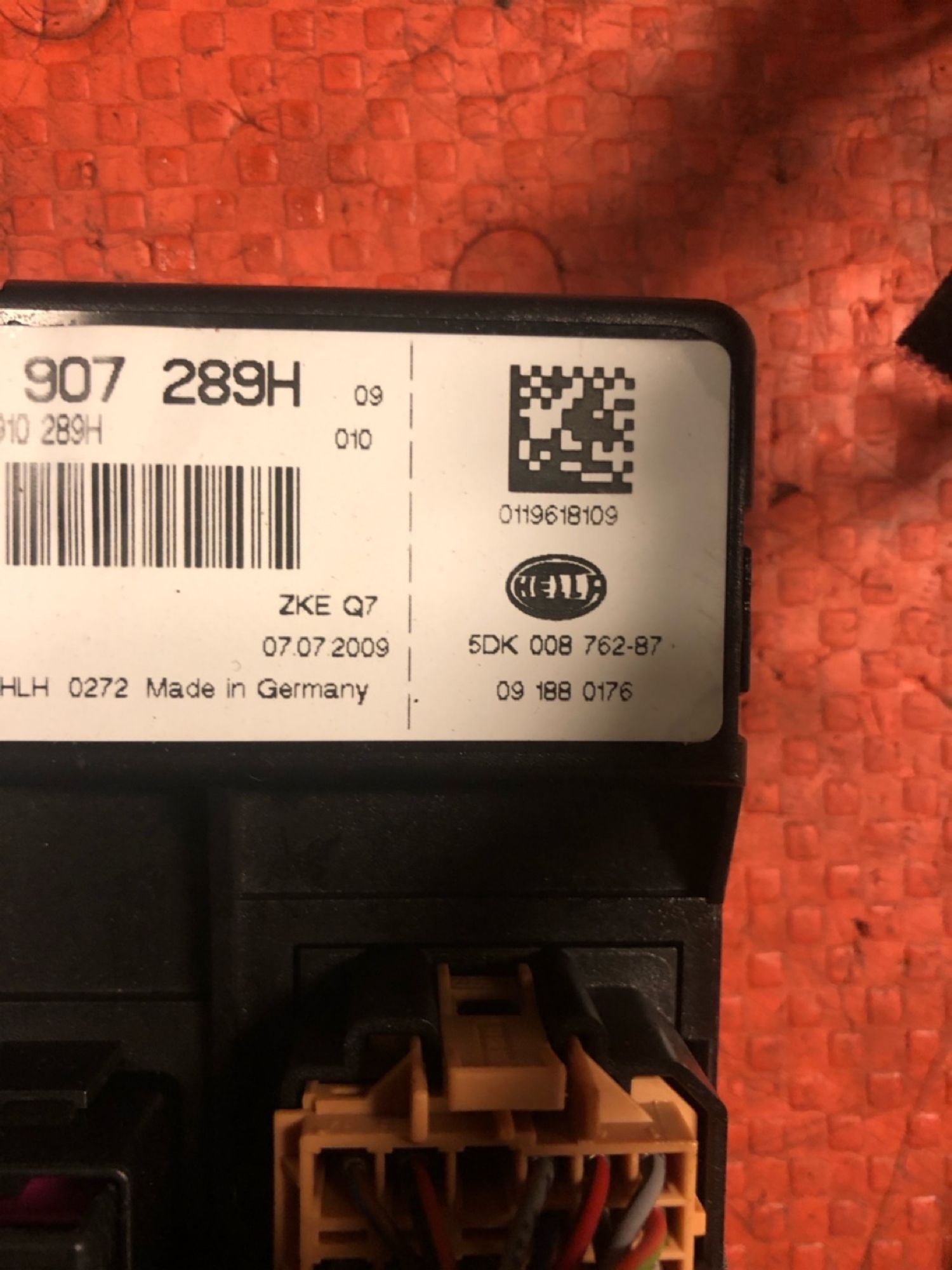 https://gcs.partsauto.market/rn-stockpro.appspot.com/thmbs/userImages/4bc412e58a1c6cab6d9447373f981aa7/part/37659b64-eb5f-4554-b0c9-65b5a8058413_1739892293647.jpg