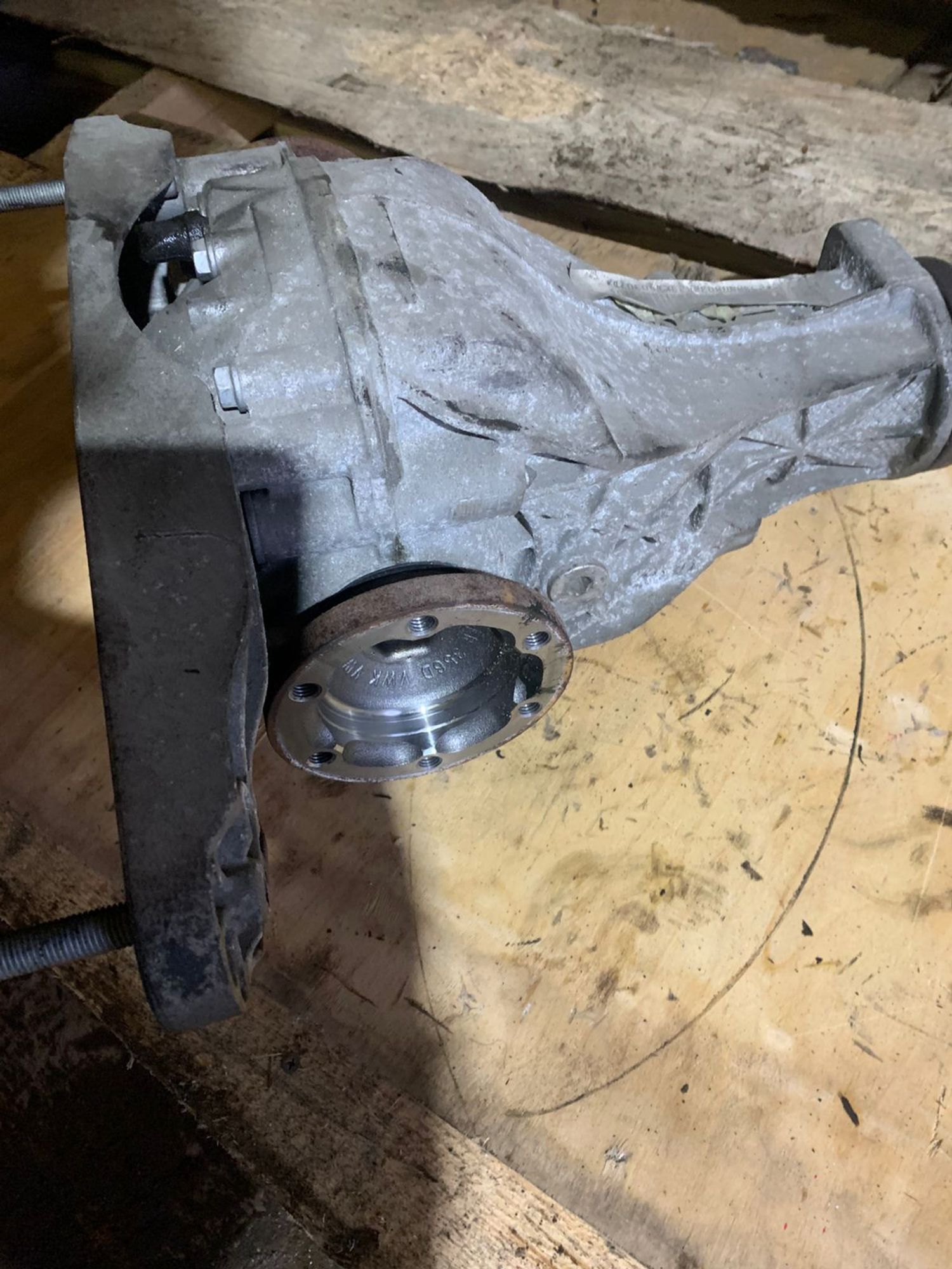 https://gcs.partsauto.market/rn-stockpro.appspot.com/thmbs/userImages/4bc412e58a1c6cab6d9447373f981aa7/part/39b90e24-ba53-4aac-ae76-77d5fa37a13e_1745398577700.jpg