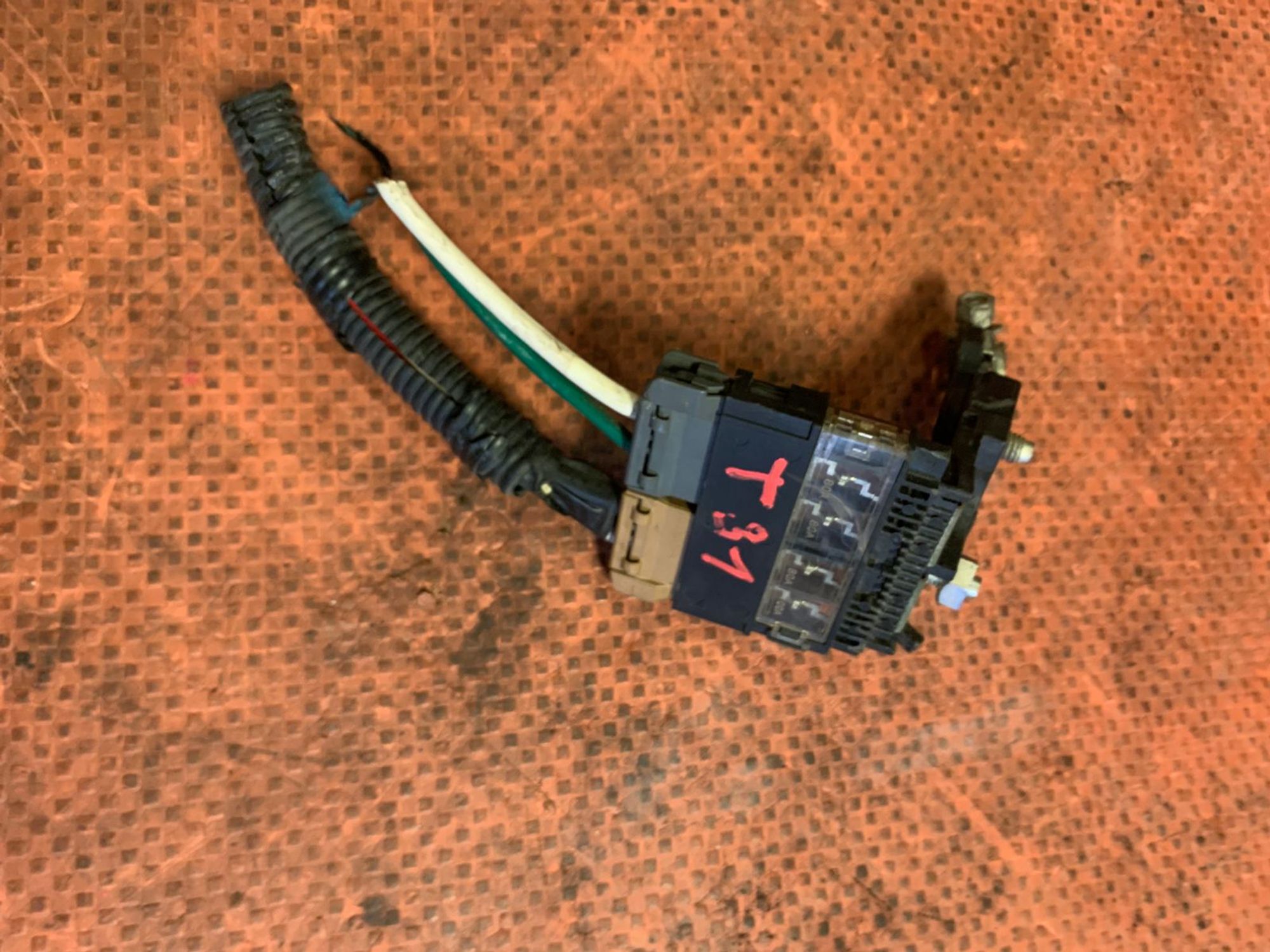 https://gcs.partsauto.market/rn-stockpro.appspot.com/thmbs/userImages/4bc412e58a1c6cab6d9447373f981aa7/part/3b1e0e2c-7eb0-4f1d-9160-ffd550782a1a_1747656632809.jpg