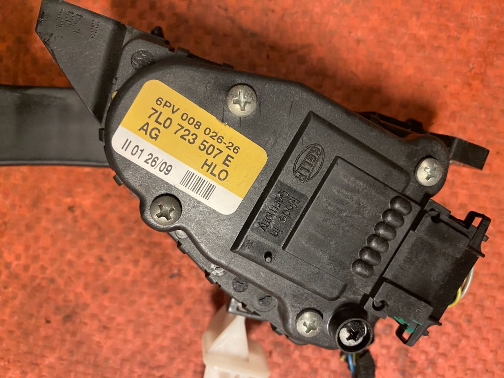 https://gcs.partsauto.market/rn-stockpro.appspot.com/thmbs/userImages/4bc412e58a1c6cab6d9447373f981aa7/part/40edaccd-9c8d-44af-ab28-5029f79c6ee6_1745498319203.jpg