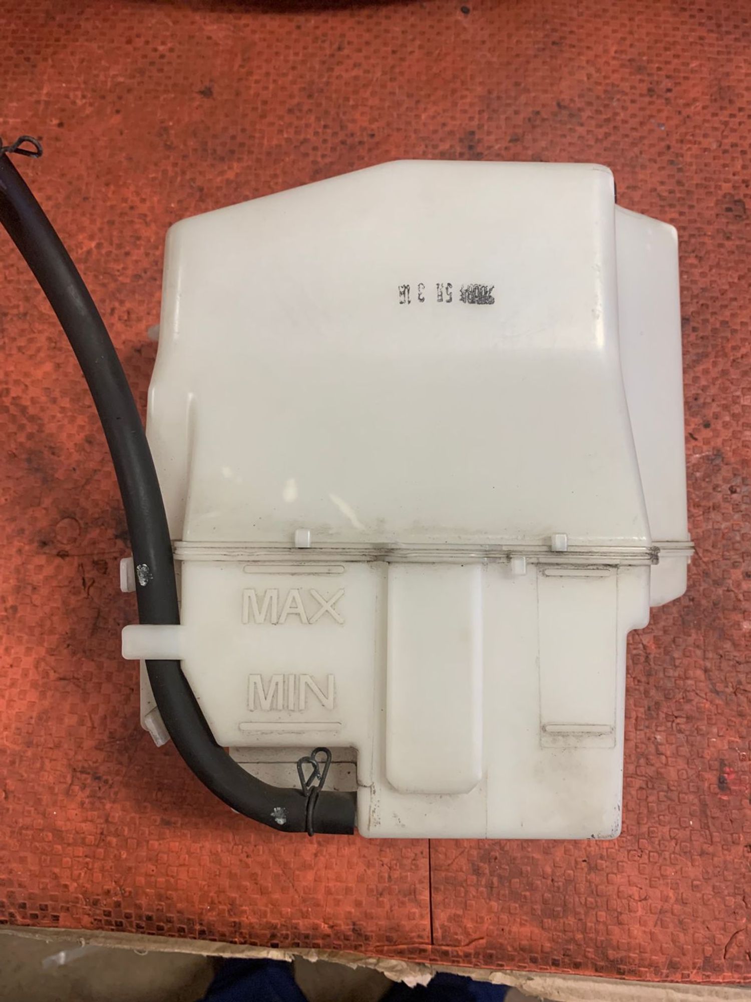 https://gcs.partsauto.market/rn-stockpro.appspot.com/thmbs/userImages/4bc412e58a1c6cab6d9447373f981aa7/part/4287dd05-00f7-4a3e-be2b-17ce430dbecf_1750180634427.jpg