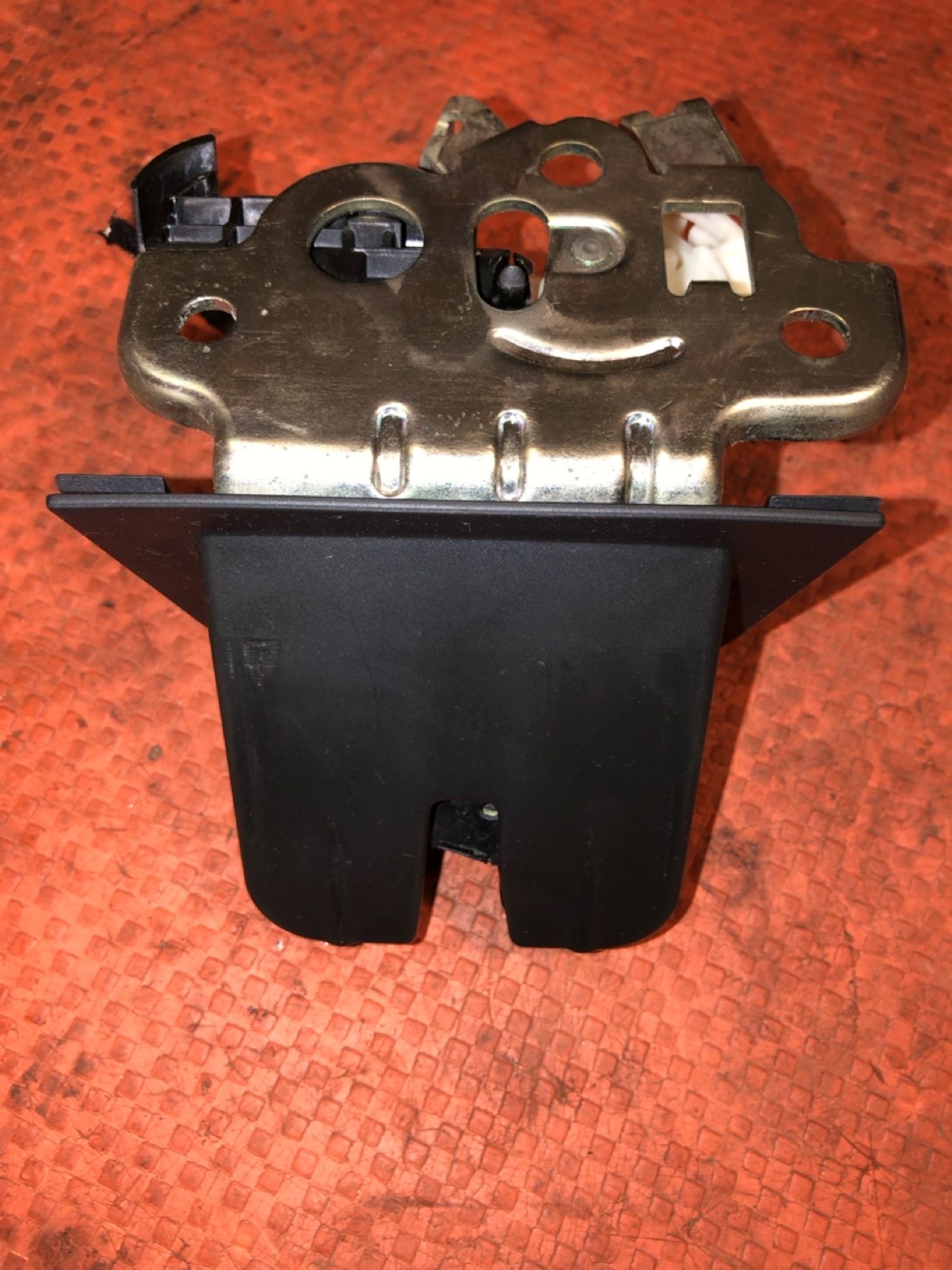 https://gcs.partsauto.market/rn-stockpro.appspot.com/thmbs/userImages/4bc412e58a1c6cab6d9447373f981aa7/part/4a3c0727-5603-449a-9b12-1075855fe658_1738779536062.jpg