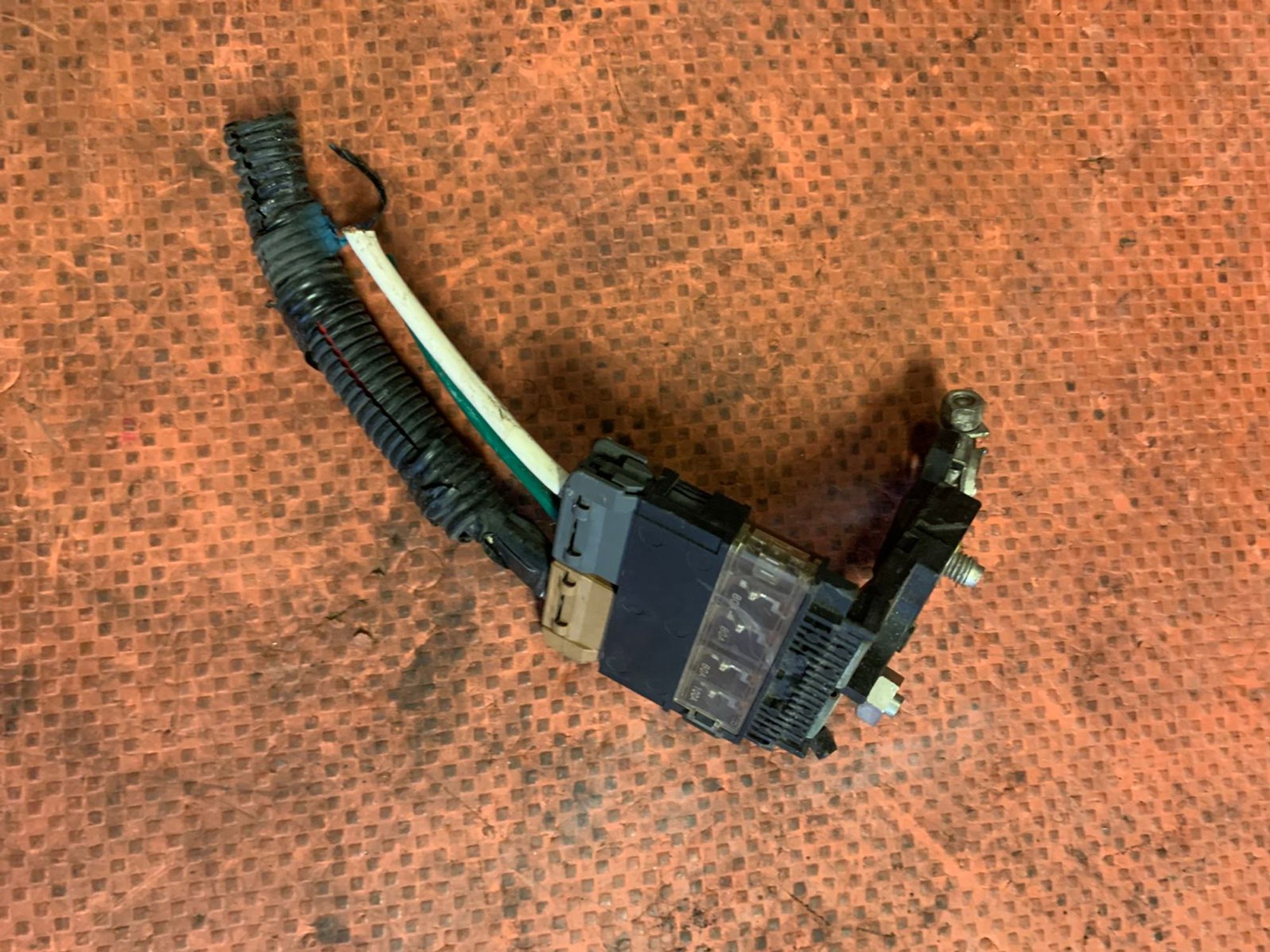 https://gcs.partsauto.market/rn-stockpro.appspot.com/thmbs/userImages/4bc412e58a1c6cab6d9447373f981aa7/part/4f3bede5-7dca-461b-abc1-cc1610aaced5_1747656630884.jpg