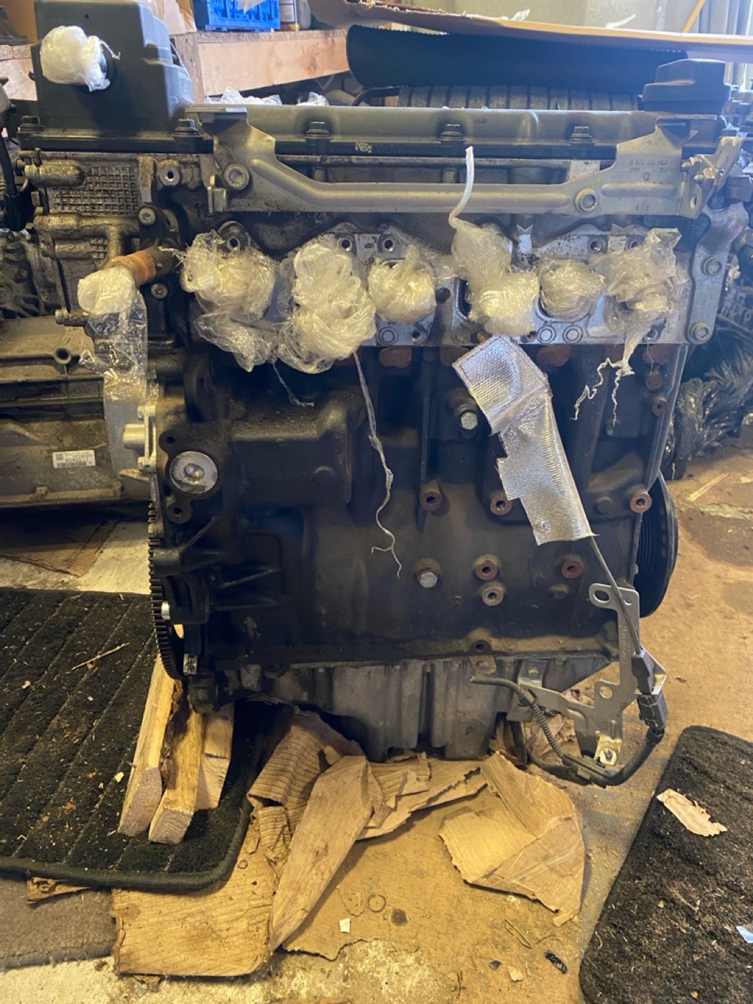 https://gcs.partsauto.market/rn-stockpro.appspot.com/thmbs/userImages/4bc412e58a1c6cab6d9447373f981aa7/part/56cd3c90-c895-4d1b-8876-c93d9c1bc5da_1742844074206.jpg