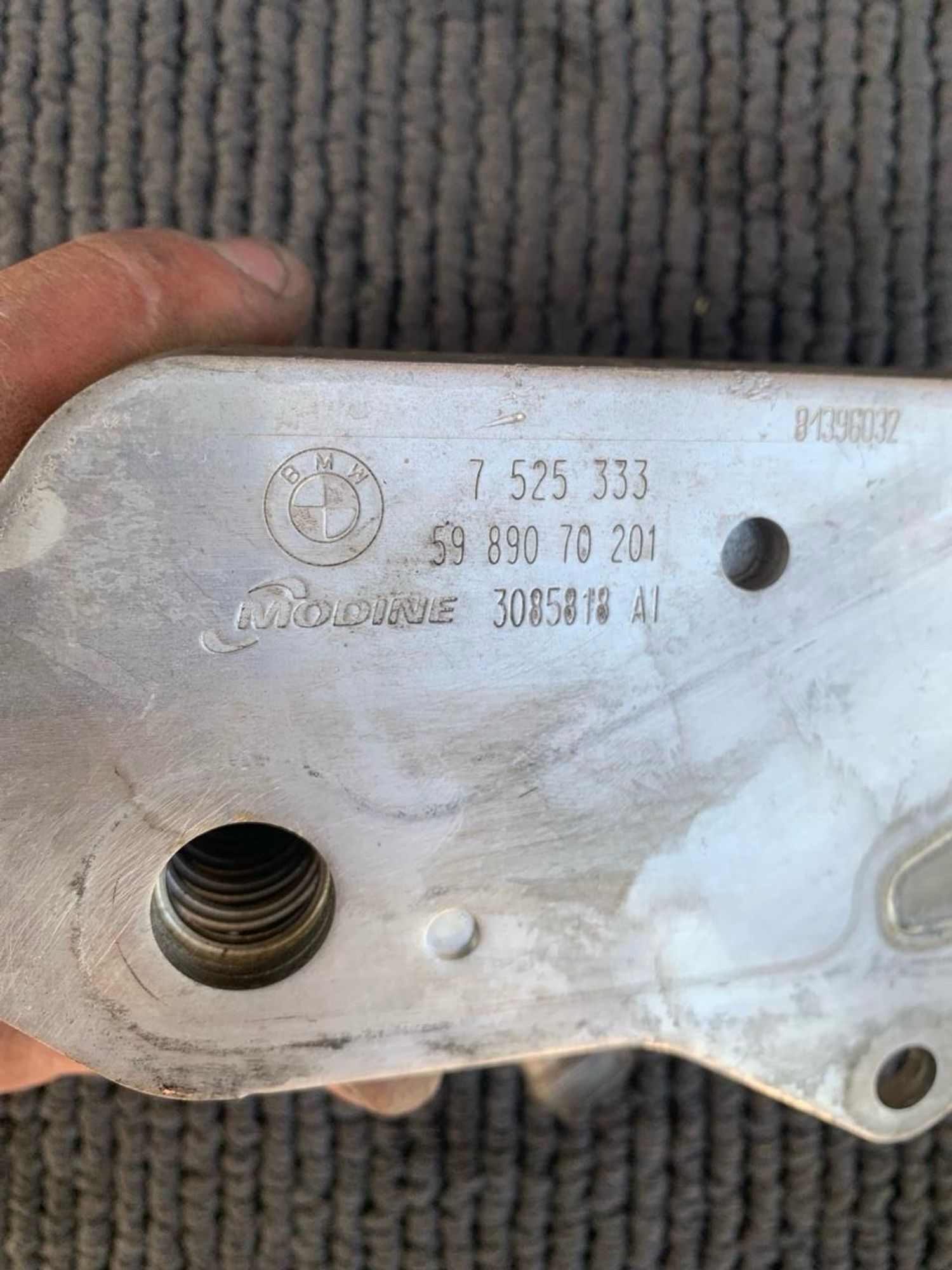 https://gcs.partsauto.market/rn-stockpro.appspot.com/thmbs/userImages/4bc412e58a1c6cab6d9447373f981aa7/part/581aebc3-6583-4726-9248-e5ab25c301dc_1748592208268.jpg