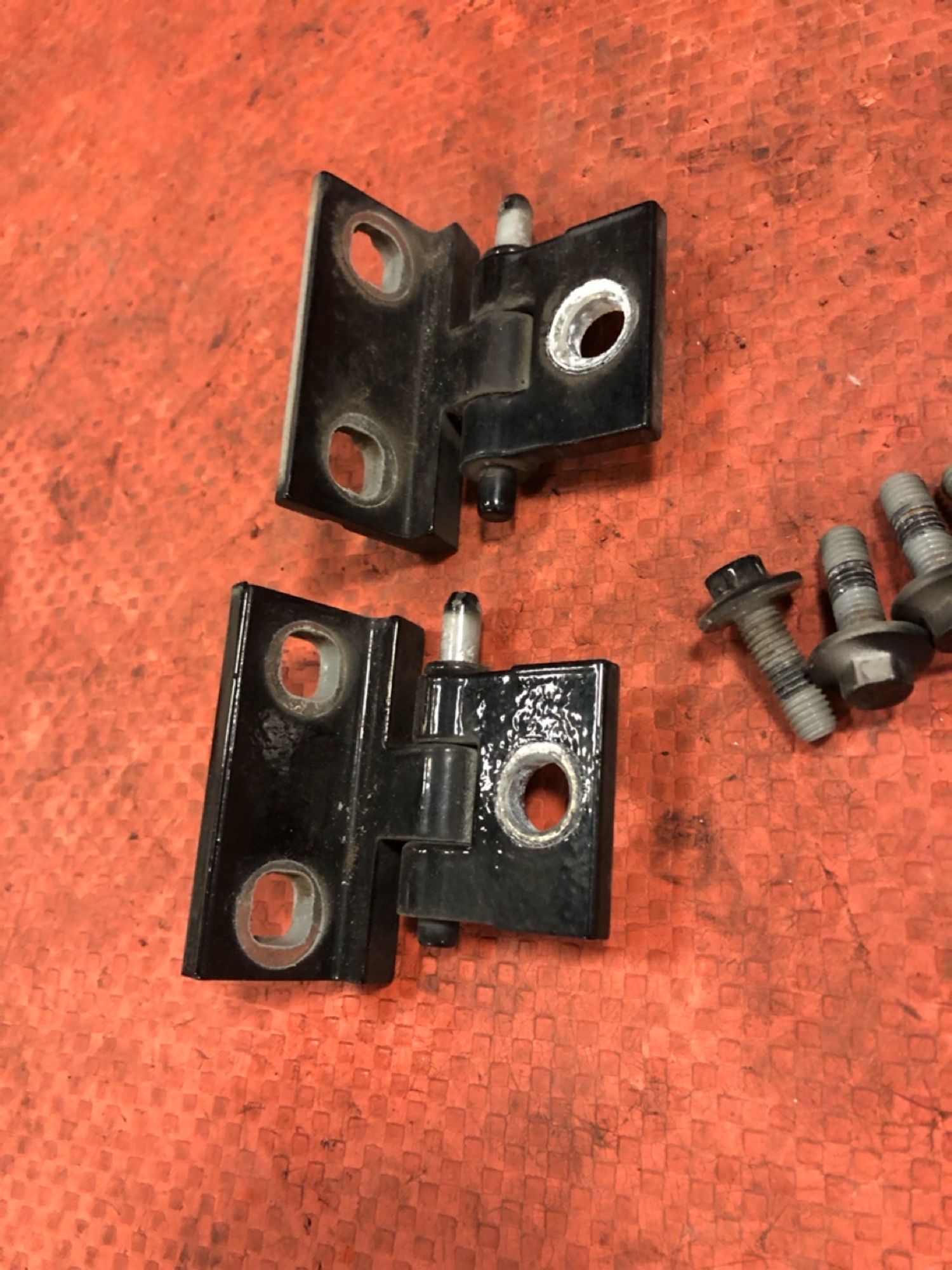 https://gcs.partsauto.market/rn-stockpro.appspot.com/thmbs/userImages/4bc412e58a1c6cab6d9447373f981aa7/part/58929137-4d03-419b-ac44-c1ad736866a1_1745418391591.jpg