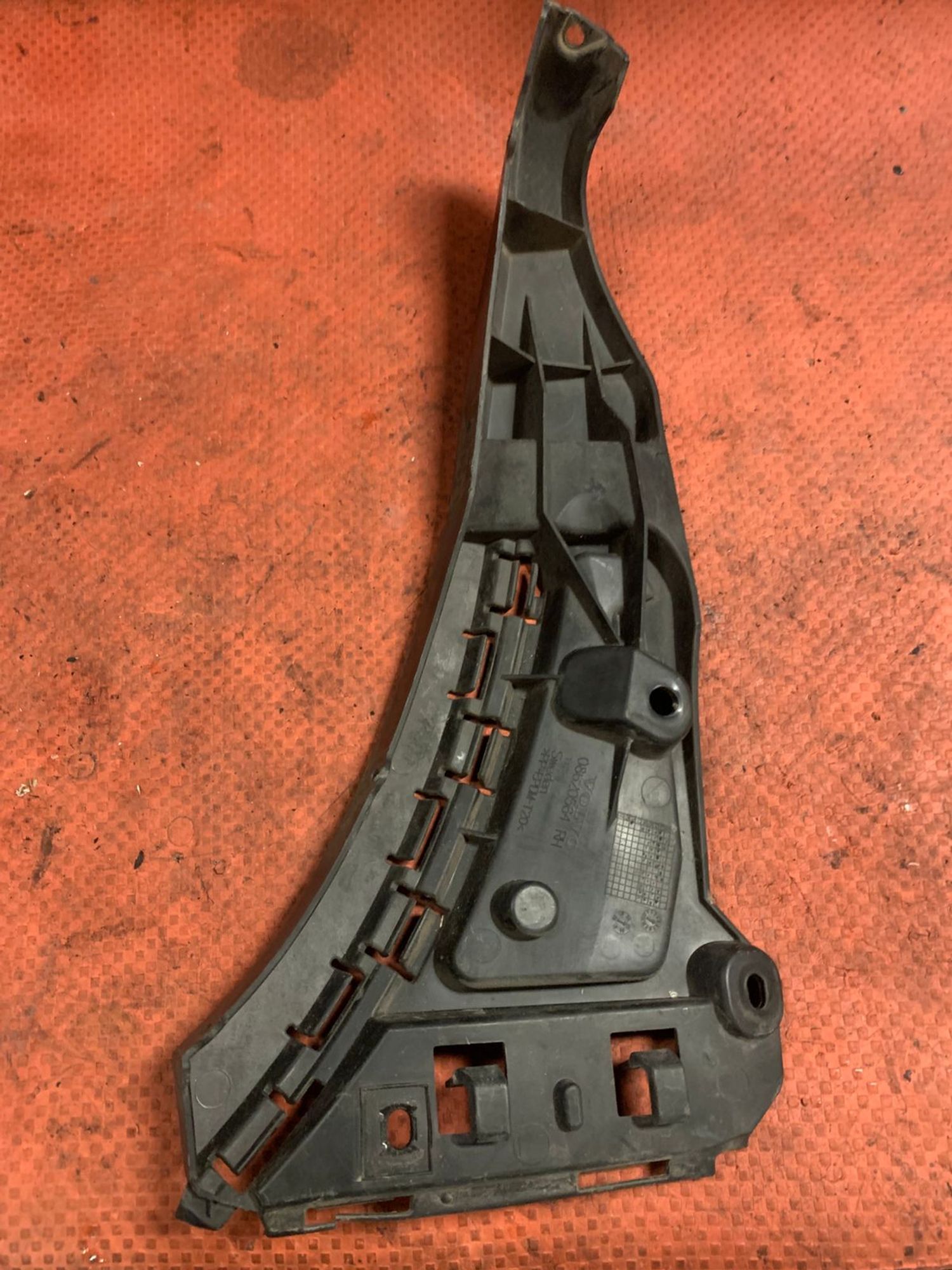 https://gcs.partsauto.market/rn-stockpro.appspot.com/thmbs/userImages/4bc412e58a1c6cab6d9447373f981aa7/part/63789f80-04a9-499a-bfb3-397fe80a178f_1746450893174.jpg