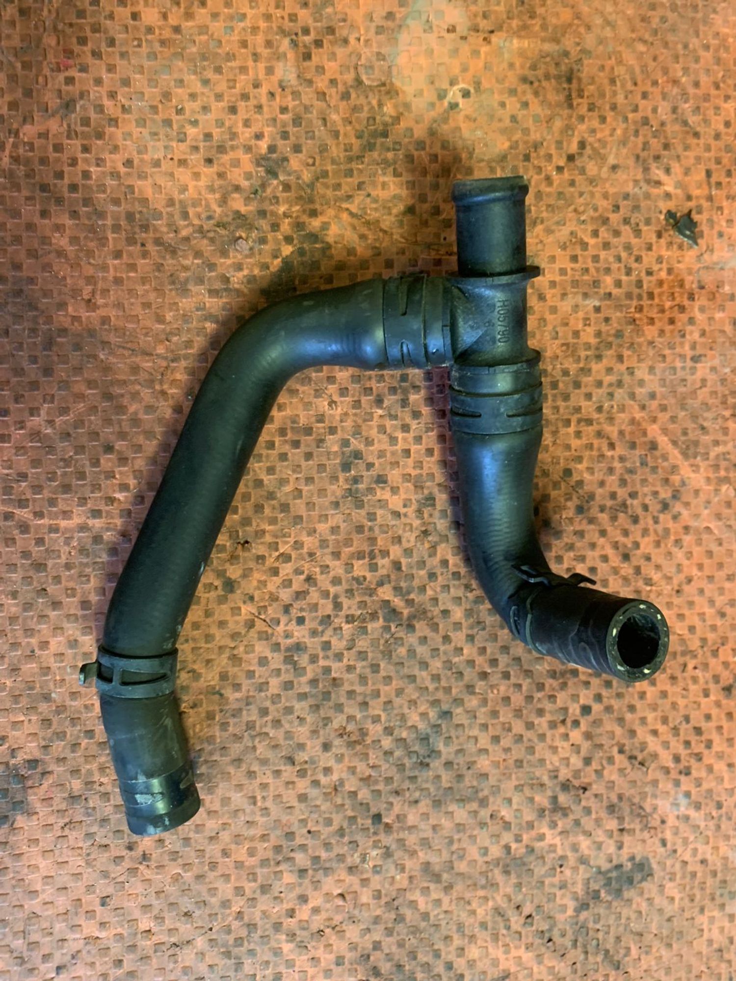 https://gcs.partsauto.market/rn-stockpro.appspot.com/thmbs/userImages/4bc412e58a1c6cab6d9447373f981aa7/part/6708243d-06f7-4e5e-a7f2-18ef0127d3a4_1747727642203.jpg