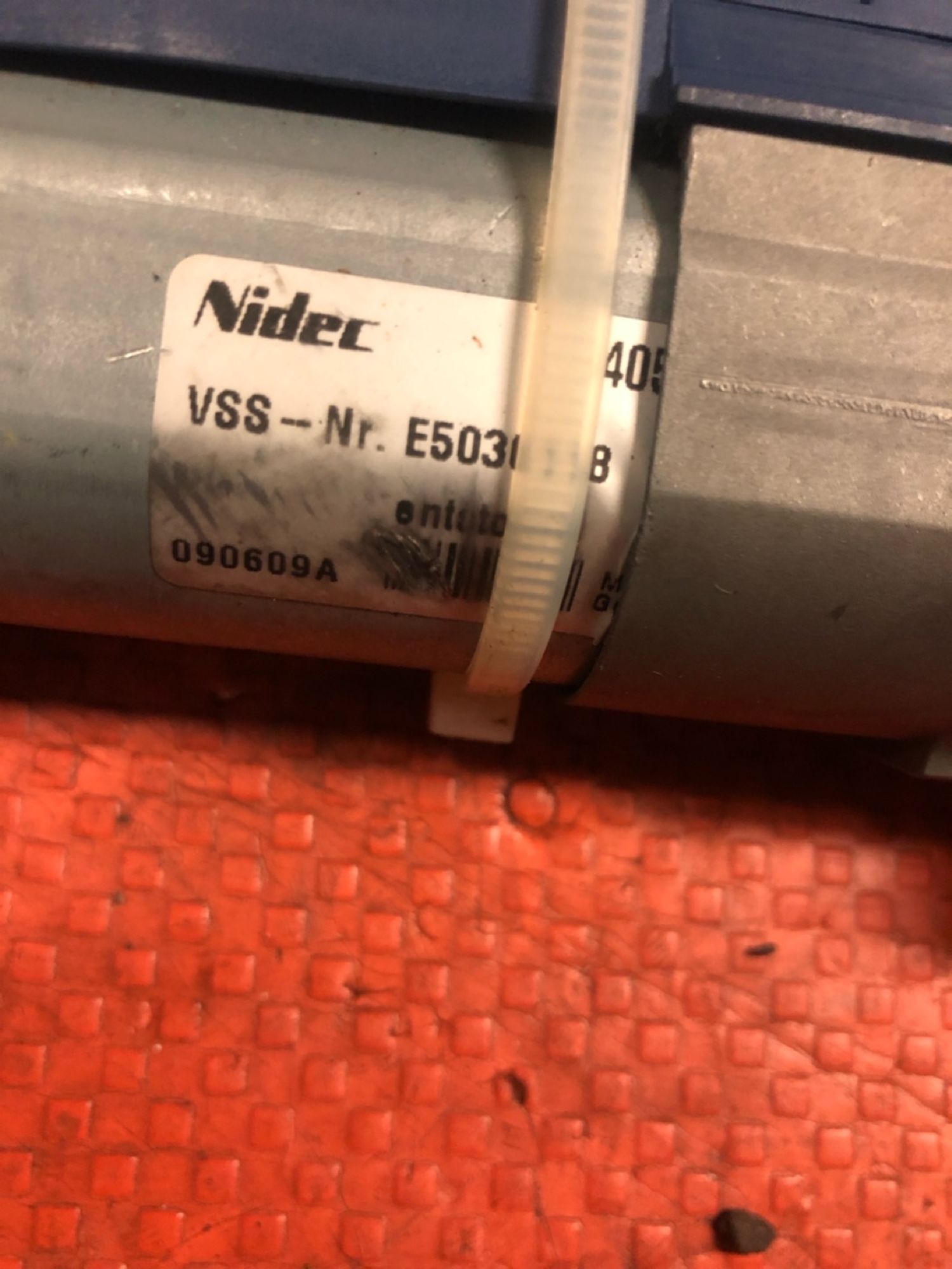 https://gcs.partsauto.market/rn-stockpro.appspot.com/thmbs/userImages/4bc412e58a1c6cab6d9447373f981aa7/part/68c52b2f-6a97-41a1-8d79-dd70906099fb_1740682191551.jpg