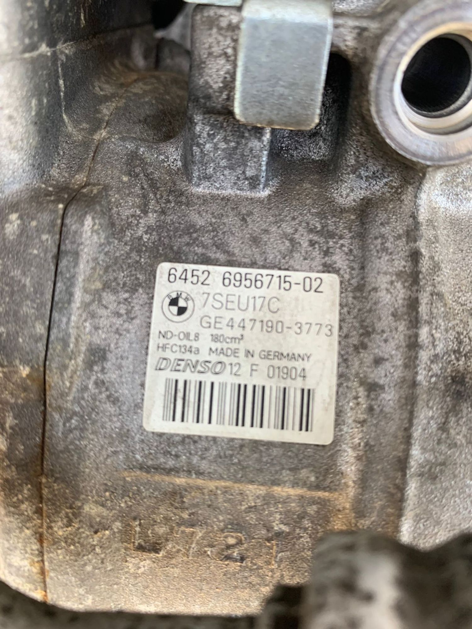 https://gcs.partsauto.market/rn-stockpro.appspot.com/thmbs/userImages/4bc412e58a1c6cab6d9447373f981aa7/part/6b639adf-5ea0-4e4e-9c05-bc9b29f6a6a1_1748426711750.jpg