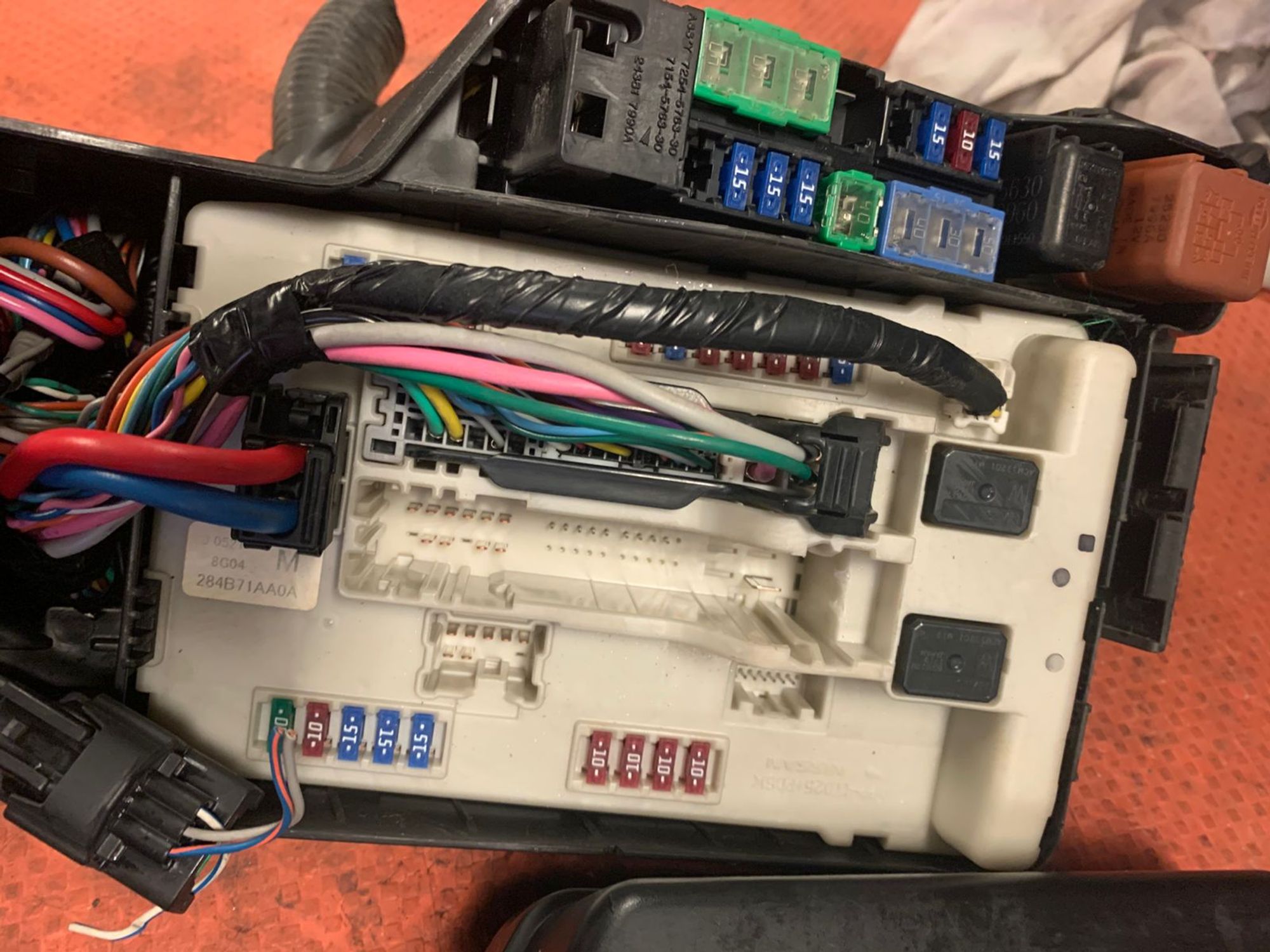 https://gcs.partsauto.market/rn-stockpro.appspot.com/thmbs/userImages/4bc412e58a1c6cab6d9447373f981aa7/part/70ffffa1-1509-4396-8b54-7703eabae5a3_1750180890006.jpg