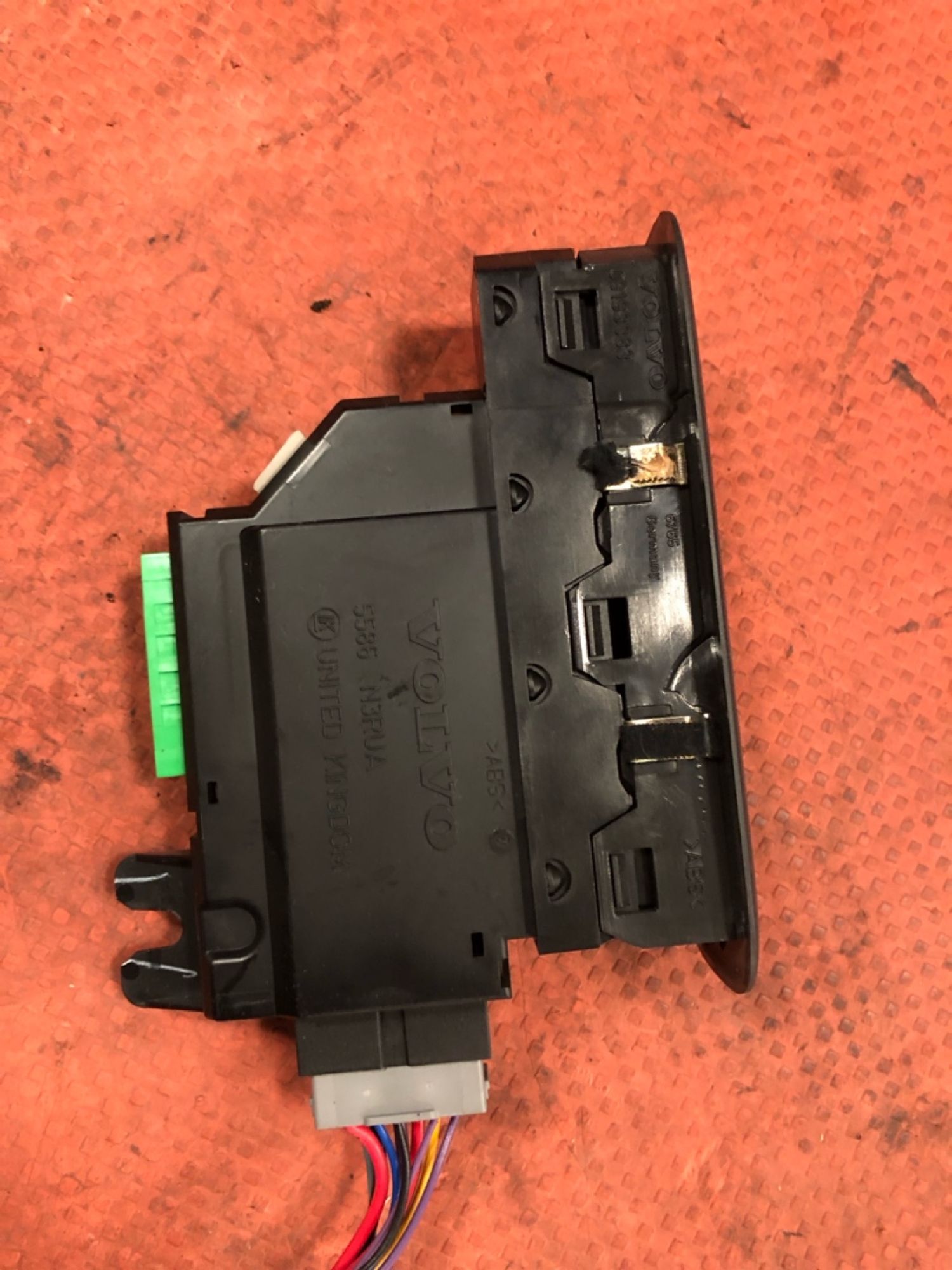 https://gcs.partsauto.market/rn-stockpro.appspot.com/thmbs/userImages/4bc412e58a1c6cab6d9447373f981aa7/part/710553f0-aaea-463c-9071-37edfa137593_1745411745926.jpg