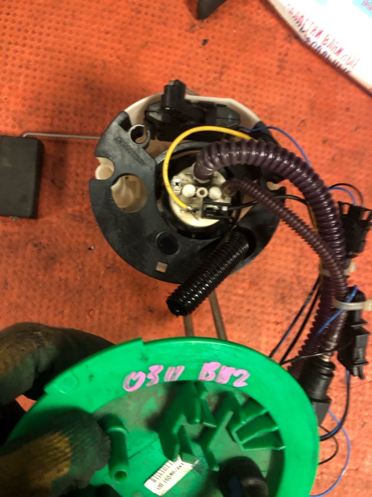 https://gcs.partsauto.market/rn-stockpro.appspot.com/thmbs/userImages/4bc412e58a1c6cab6d9447373f981aa7/part/7fa55d88-6350-435e-8f13-882499404660_1738953175896.jpg