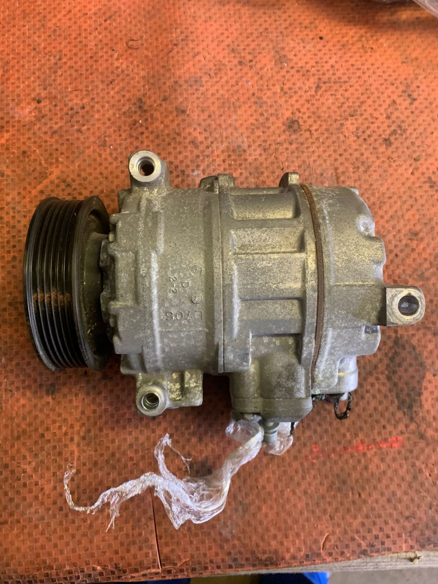 https://gcs.partsauto.market/rn-stockpro.appspot.com/thmbs/userImages/4bc412e58a1c6cab6d9447373f981aa7/part/8a6f4a65-4d87-4701-a634-490151ac60fd_1747727414154.jpg