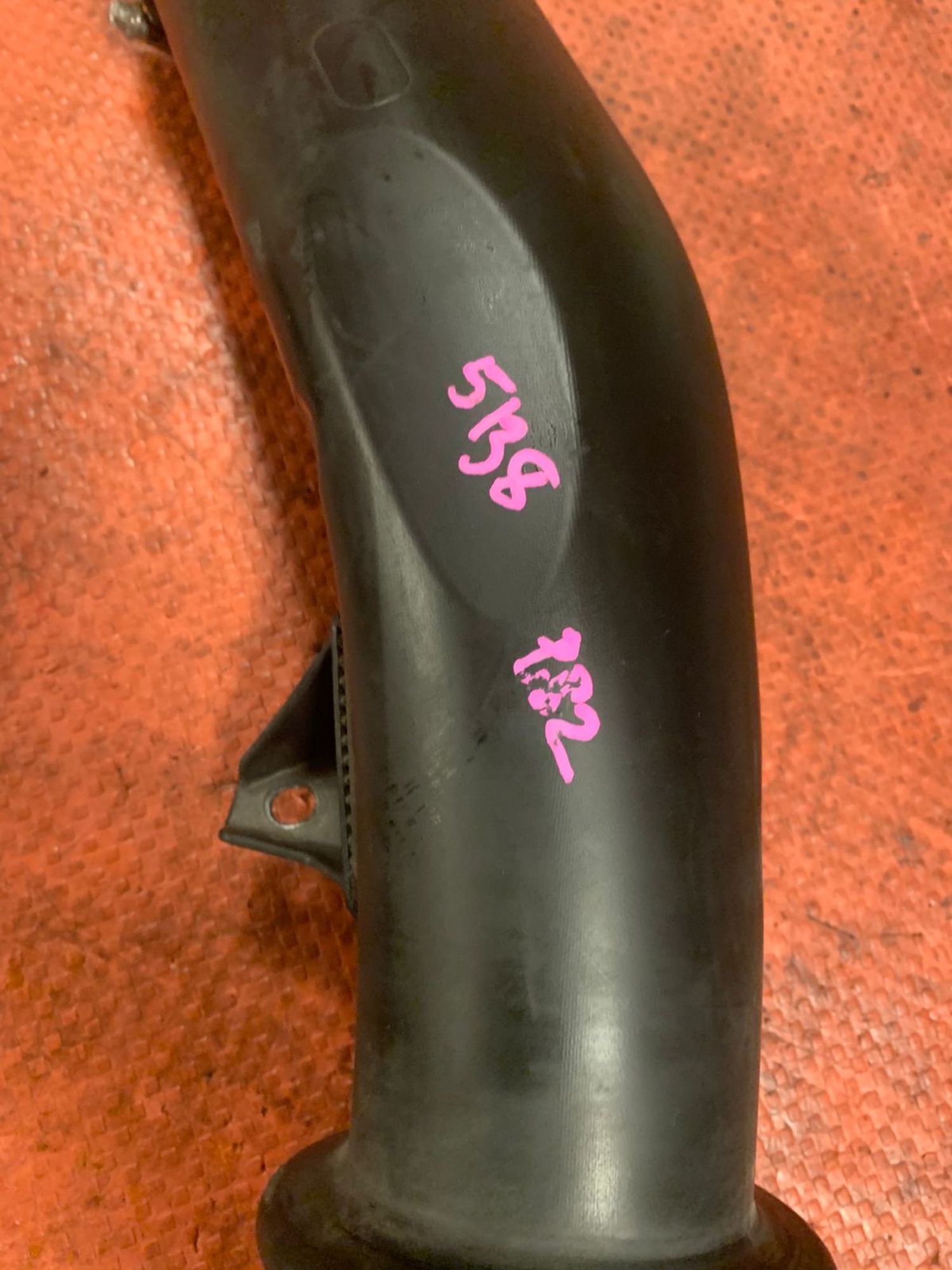 https://gcs.partsauto.market/rn-stockpro.appspot.com/thmbs/userImages/4bc412e58a1c6cab6d9447373f981aa7/part/8d452899-9cbe-4d11-abce-bf9f0b6dd6c5_1750180673766.jpg