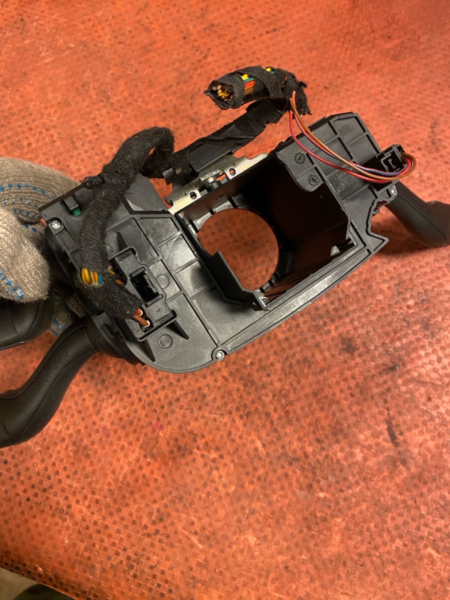 https://gcs.partsauto.market/rn-stockpro.appspot.com/thmbs/userImages/4bc412e58a1c6cab6d9447373f981aa7/part/8ff34af4-6db0-4fd0-b042-a6773807c136_1744971900195.jpg