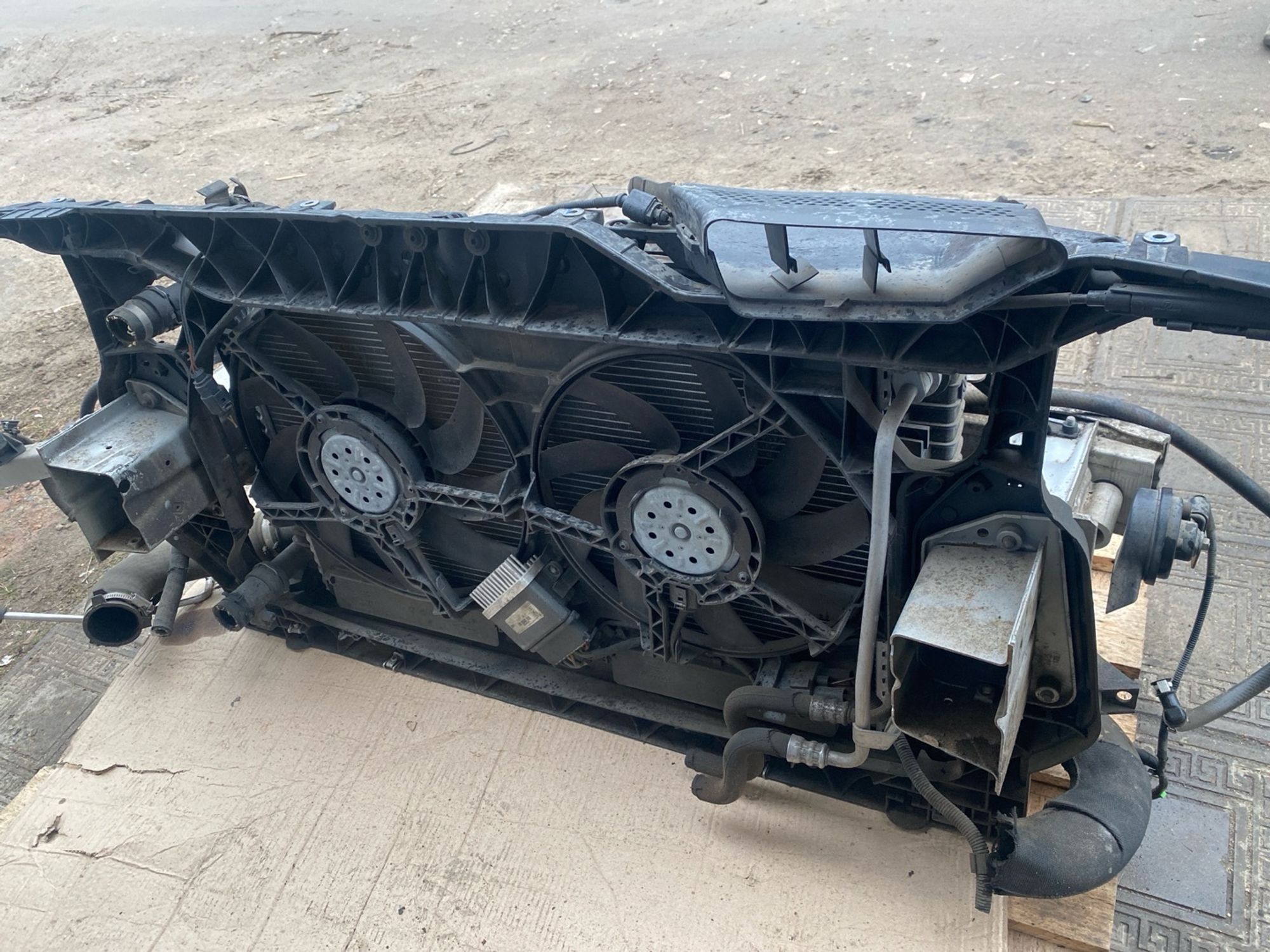https://gcs.partsauto.market/rn-stockpro.appspot.com/thmbs/userImages/4bc412e58a1c6cab6d9447373f981aa7/part/991b0787-c25a-4f5d-b7ea-87e70803985b_1743014522510.jpg