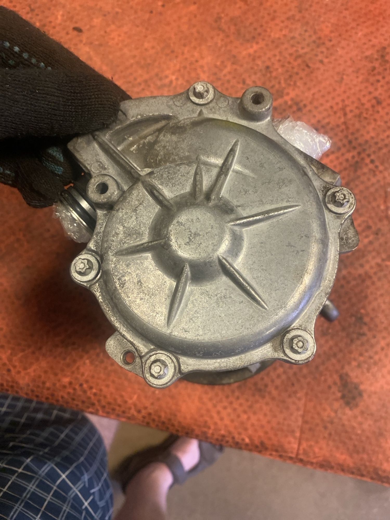 https://gcs.partsauto.market/rn-stockpro.appspot.com/thmbs/userImages/4bc412e58a1c6cab6d9447373f981aa7/part/a2c5fb64-dbc3-4934-9d2e-76268b430e05_1748680084215.jpg