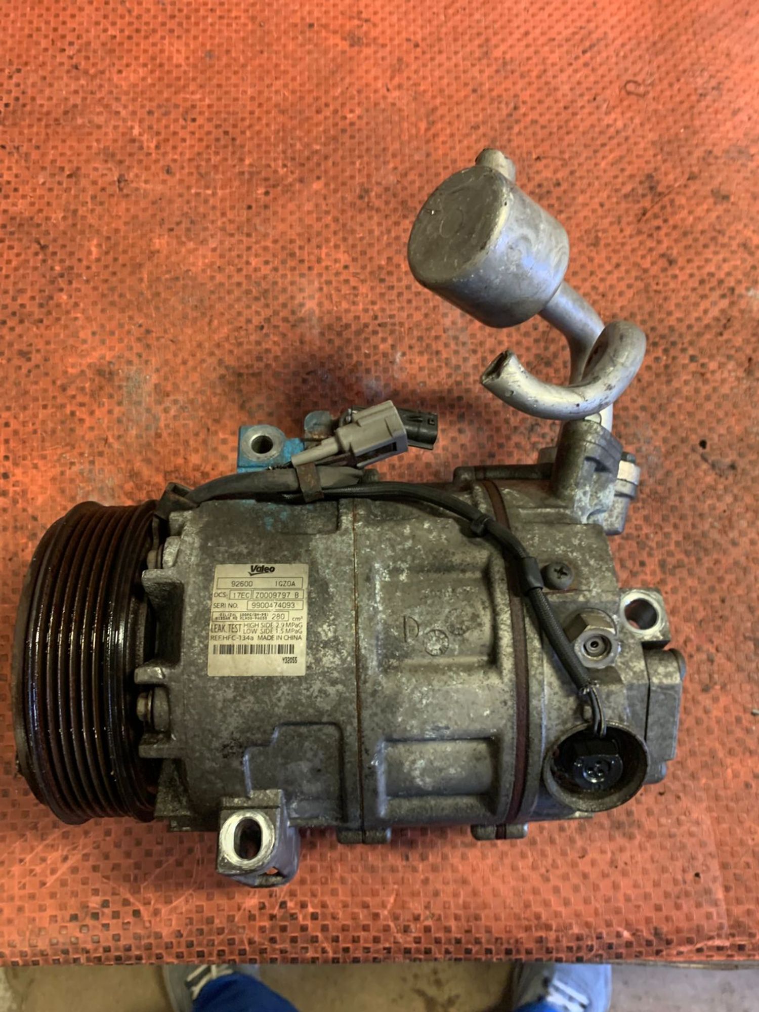 https://gcs.partsauto.market/rn-stockpro.appspot.com/thmbs/userImages/4bc412e58a1c6cab6d9447373f981aa7/part/a55bcd4a-24e3-4cf5-b99f-58176d17911c_1747656691960.jpg