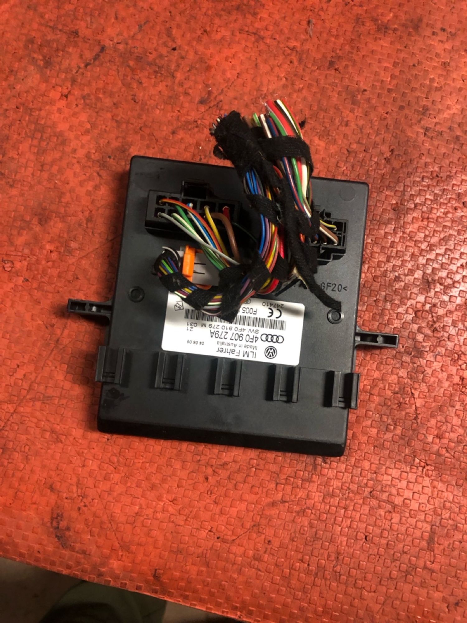 https://gcs.partsauto.market/rn-stockpro.appspot.com/thmbs/userImages/4bc412e58a1c6cab6d9447373f981aa7/part/b174125c-ceba-46a9-8071-8340e7217de7_1739897660362.jpg