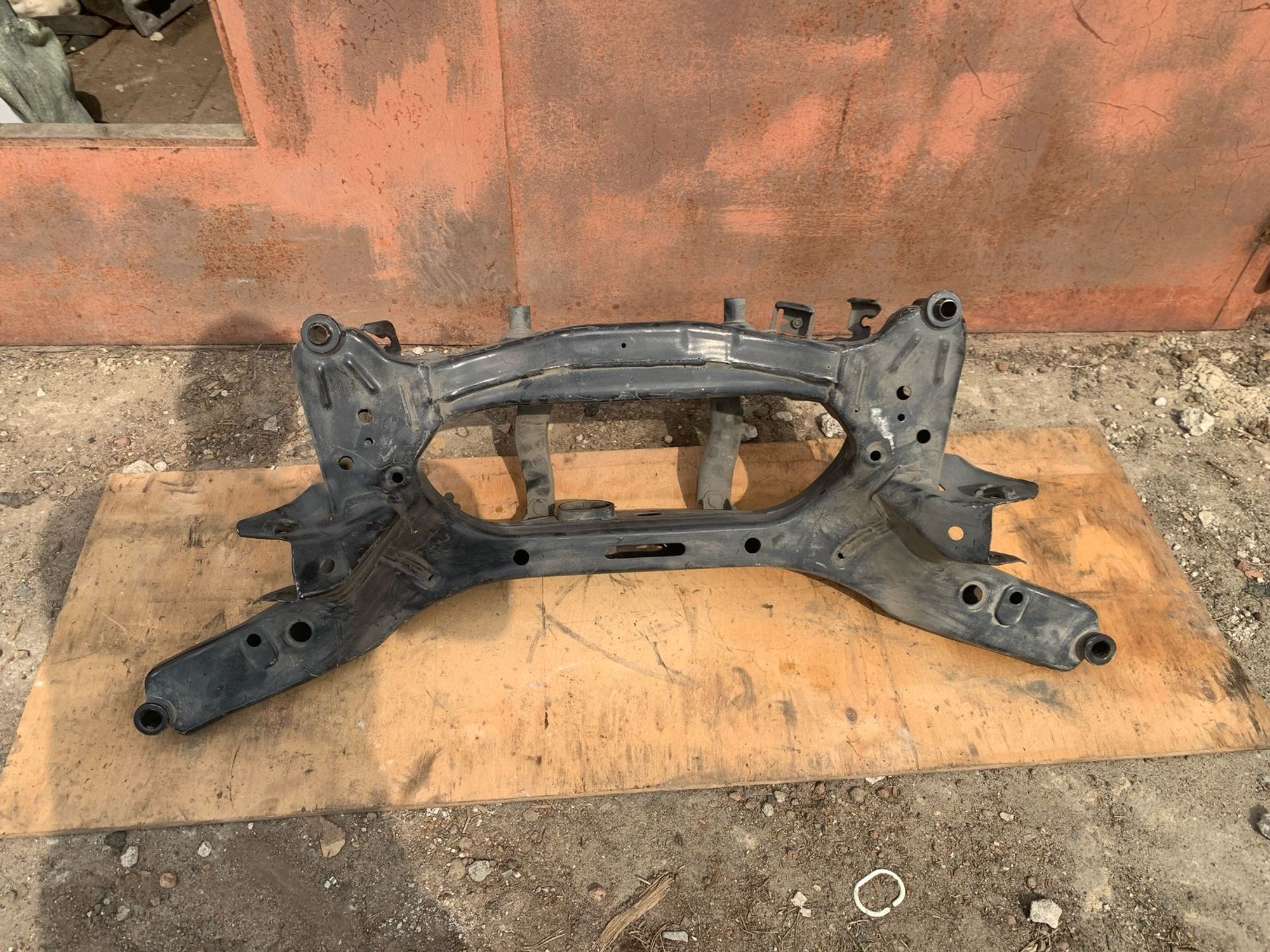 https://gcs.partsauto.market/rn-stockpro.appspot.com/thmbs/userImages/4bc412e58a1c6cab6d9447373f981aa7/part/b533a347-33a3-4436-9509-bc60d80e9a1c_1745411584872.jpg