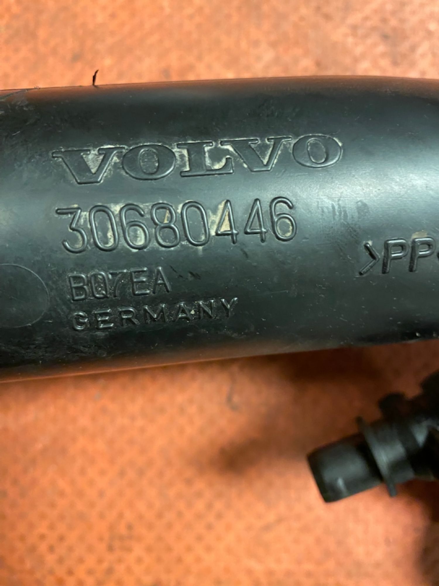 https://gcs.partsauto.market/rn-stockpro.appspot.com/thmbs/userImages/4bc412e58a1c6cab6d9447373f981aa7/part/c17244b3-ceb1-4033-84e9-8e01d82a9223_1745503991491.jpg