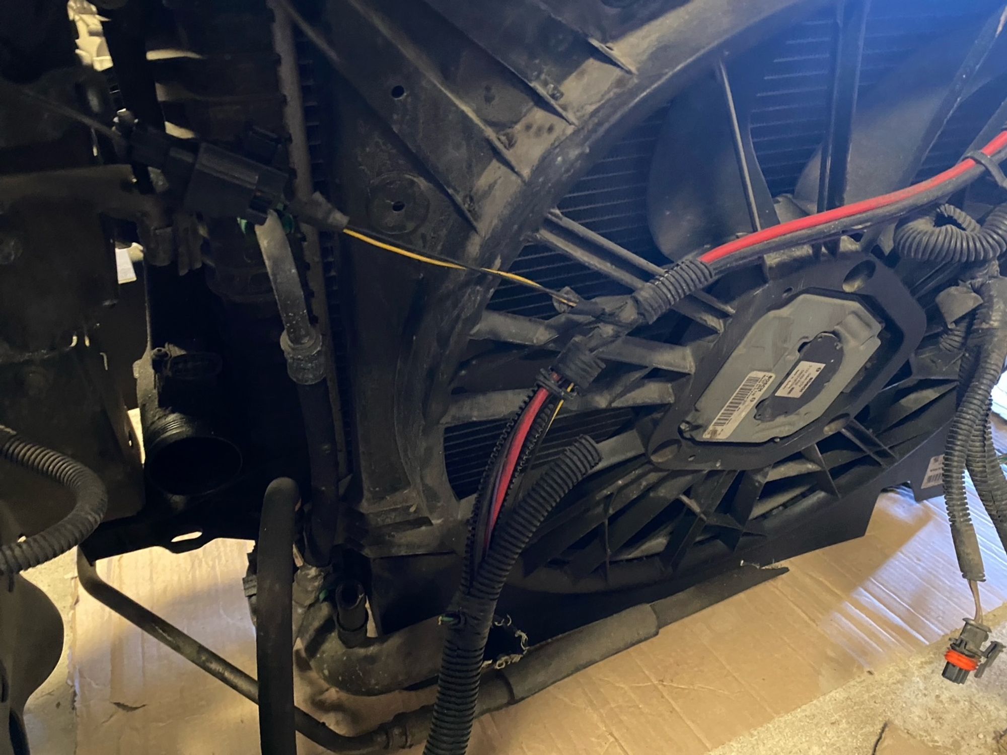 https://gcs.partsauto.market/rn-stockpro.appspot.com/thmbs/userImages/4bc412e58a1c6cab6d9447373f981aa7/part/c65d44a3-97e9-40ea-bd2f-d2344b7f71e1_1747648208179.jpg